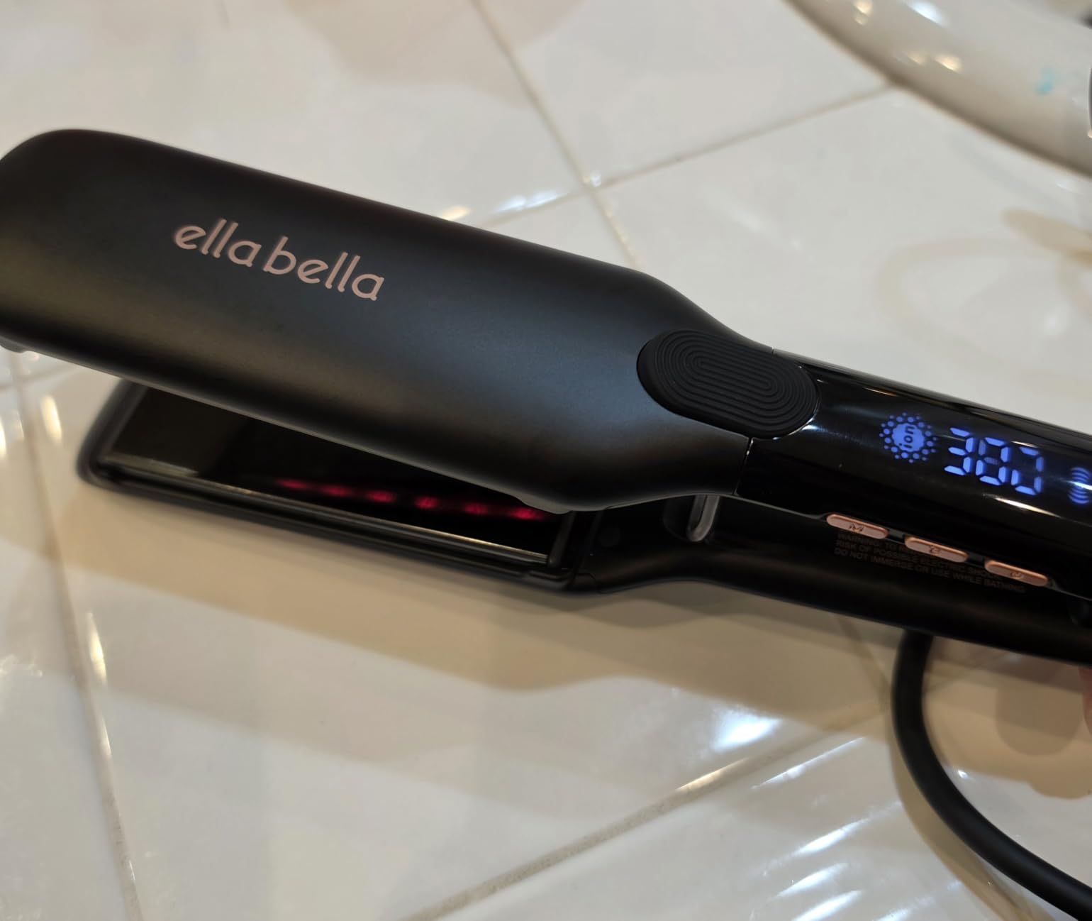 ELLA BELLA® Titanium Flat Iron Hair Straightener Large with Infrared customer photo 1
