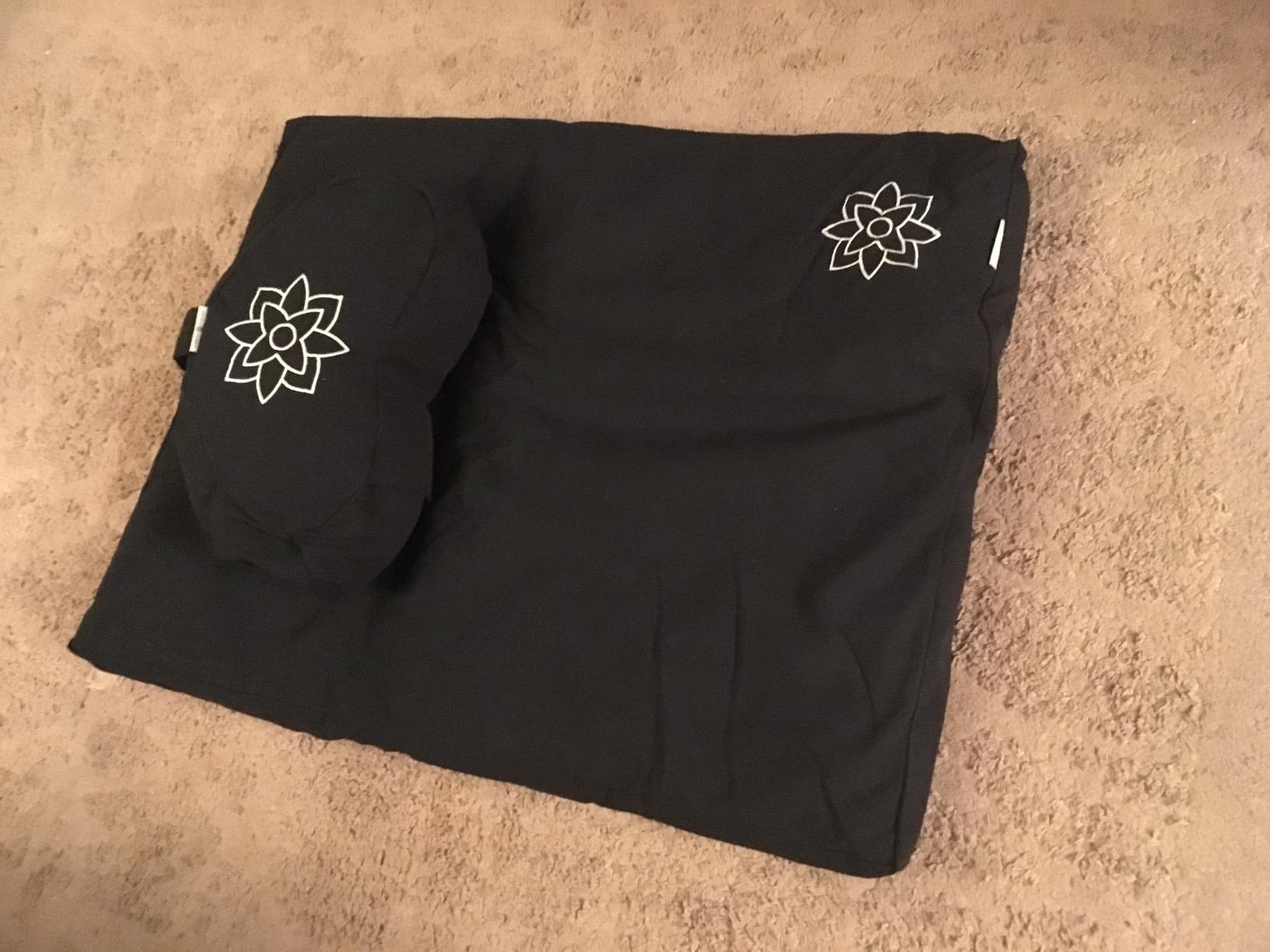 Mindful & Modern Large Meditation Cushion for Zafu Yoga - Meditation Pillow for Sitting on the Floor - Buckwheat Hull Filled Yoga Cushion with Removable, Washable 100% Cotton Cover and Carry Handle customer photo 2
