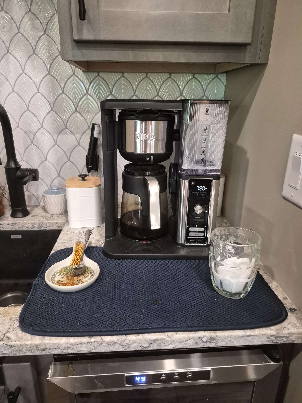 Ninja Hot & Iced XL Coffee Maker with Rapid Cold Brew, Black, CM371 customer photo 2