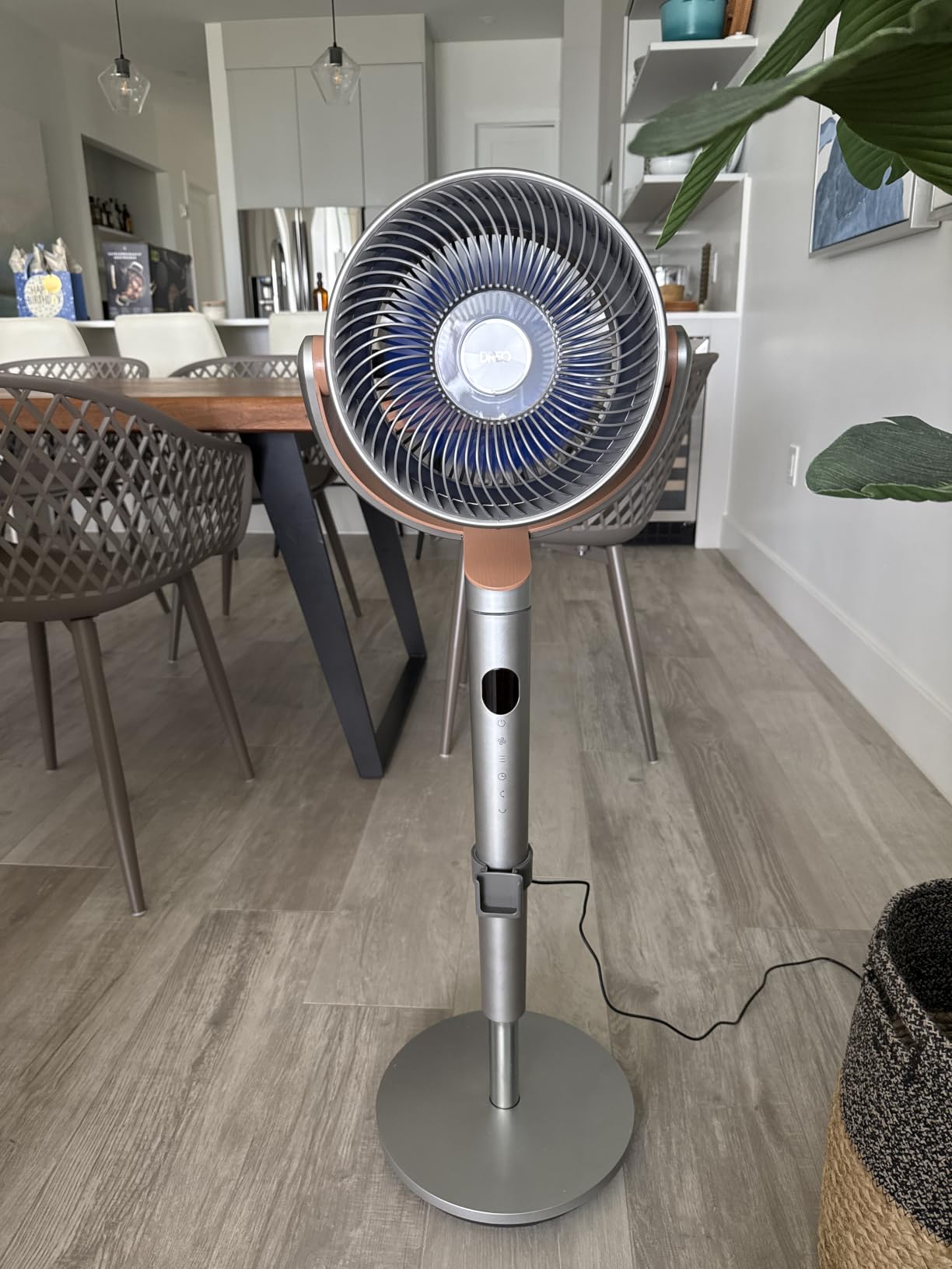DREO Smart Fan for Bedroom,120°+120° Standing Fan, Quiet Oscillating Fan customer photo 1