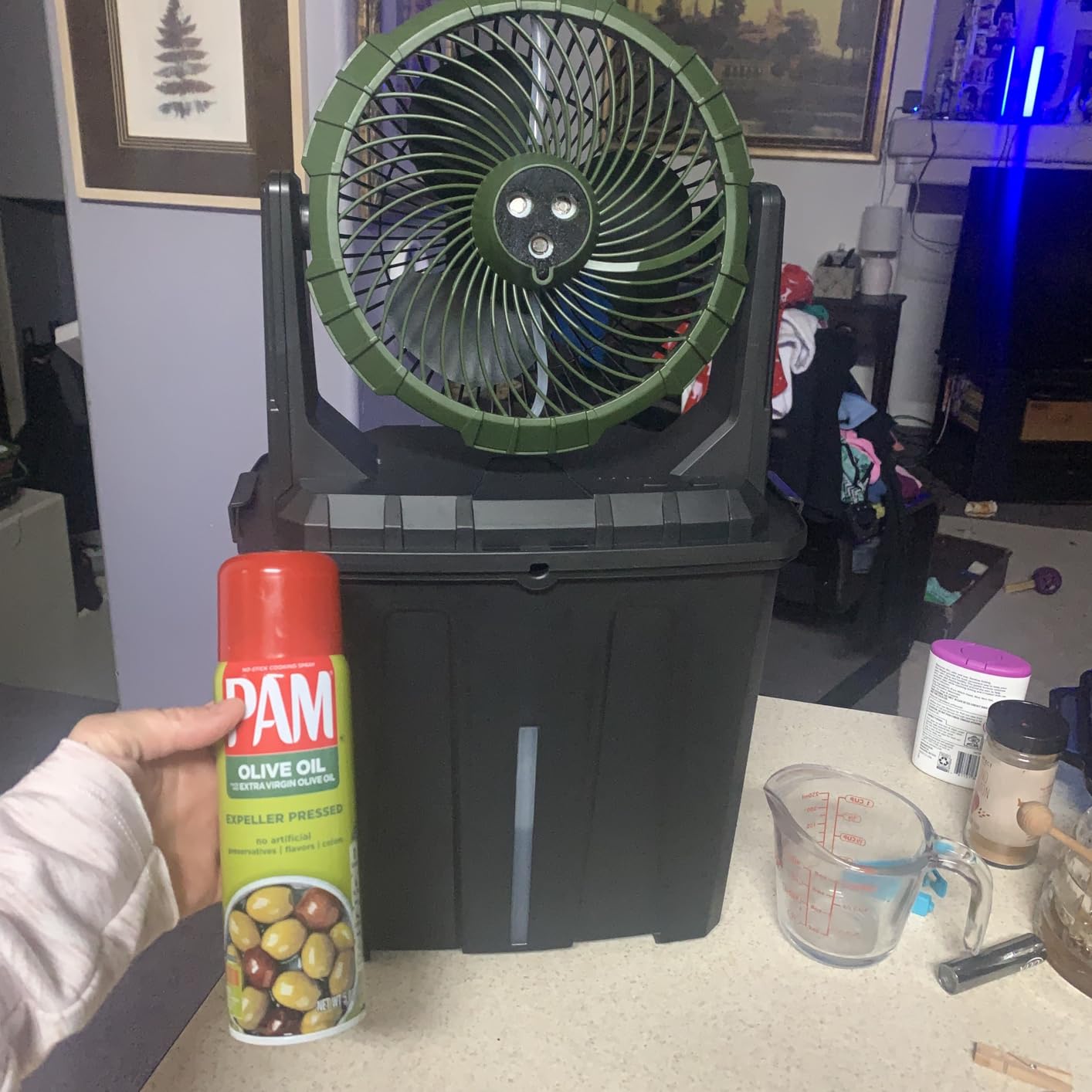 Ausic Portable Misting Fan, 9L 10-inch Outdoor Mist Fans for Outside Patios Cooling, 20000mAh Rechargeable Battery Fan with Water Box, 3 Strong Winds, 3 Spray Mister, Camping/Beach Summer Essentials customer photo 2
