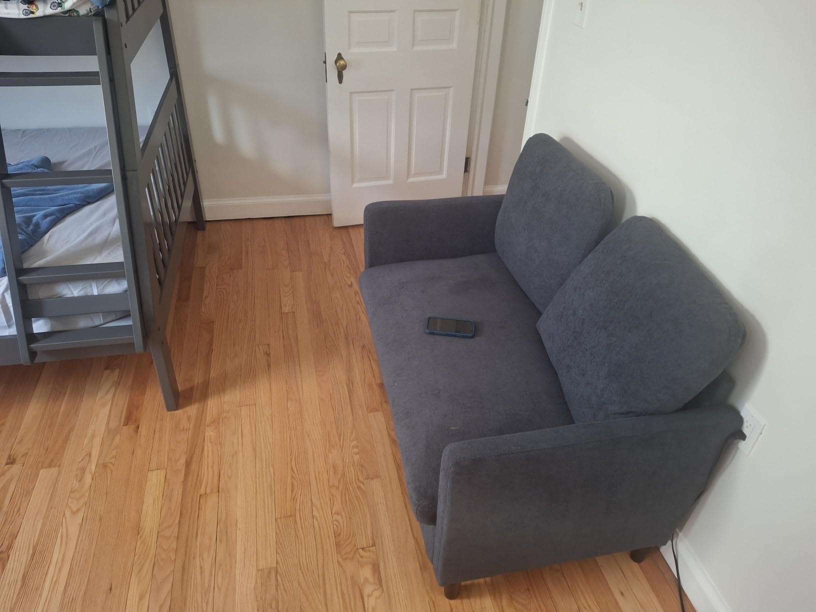 Welzona Loveseat, 51