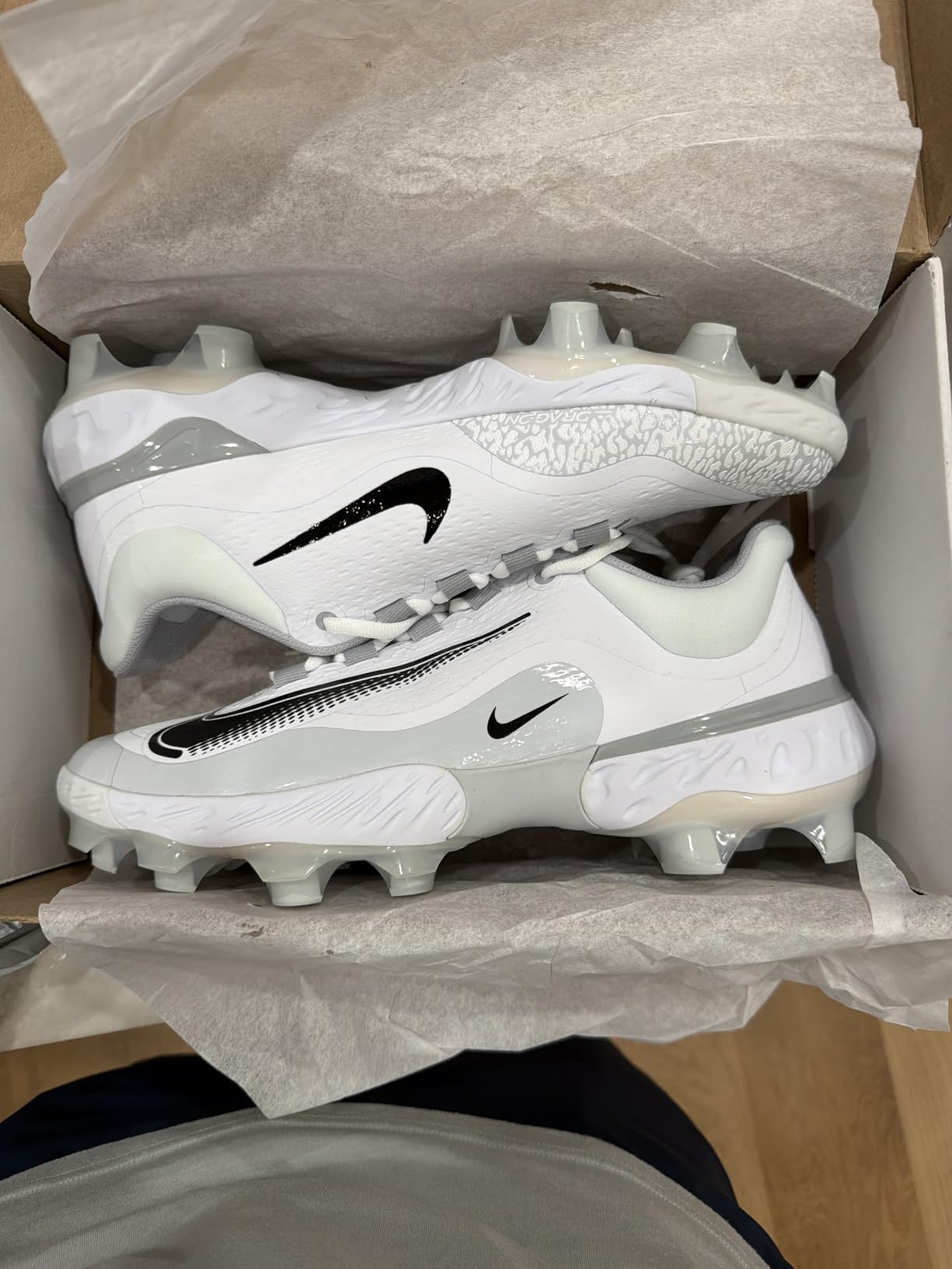 Nike Men's Alpha Huarache Elite 4 Baseball Cleats customer photo 2