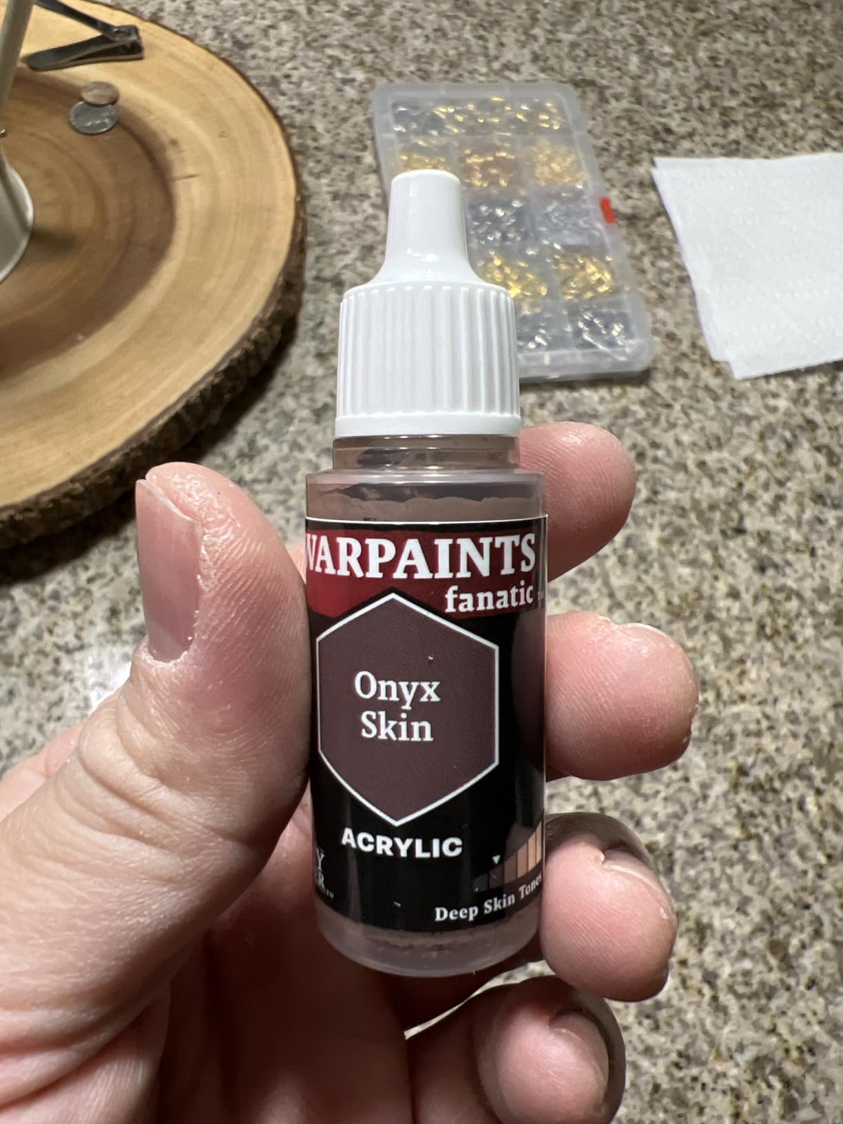 The Army Painter, Warpaints Fanatic Most Wanted Paint Set, 22 x 18 ml | Model Paint Set incl. Skin Tones, Metallics, Effects, Wash, Primer & 1 Miniature - Miniature Paint for DnD & Warhammer customer photo 1
