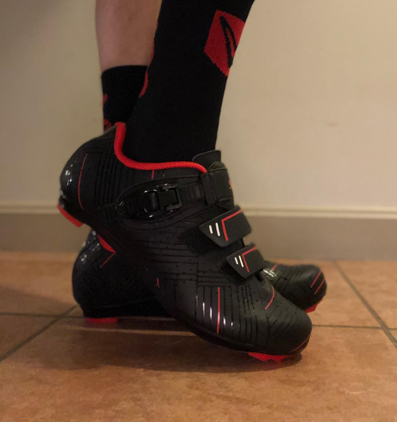 Santic Men's Cycling Shoes Road Cycling Riding Shoes Road Bike Shoes with Buckle- Roadway New customer photo 2