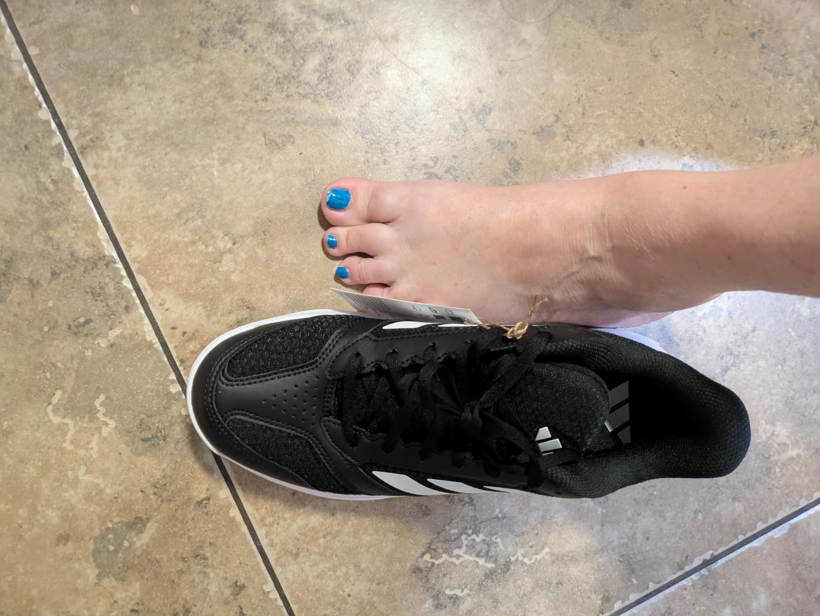adidas Womens Ligra 8 Indoor Shoes customer photo 2