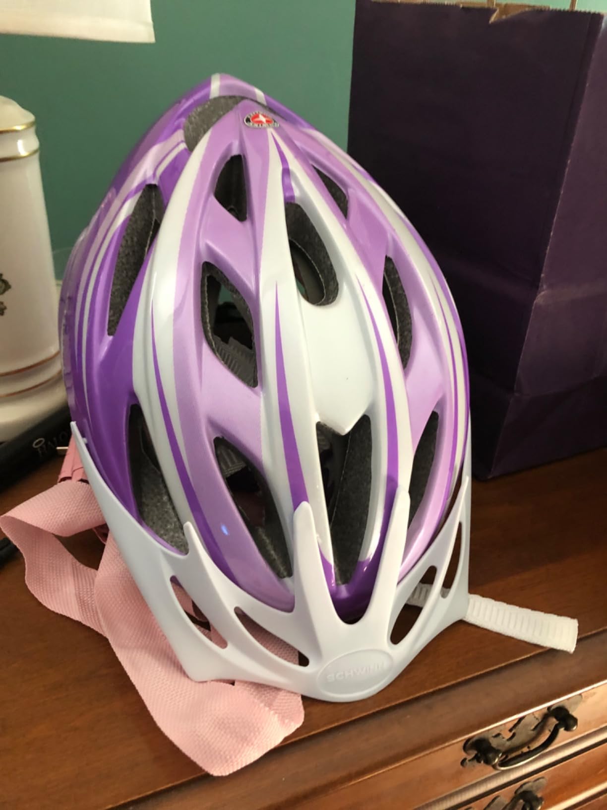 Schwinn Thrasher Helmet for Kids, Size 55-58 cm for Kids 8-14, Lightweight Microshell, Adjustable Dial & Straps, Interior Padding, Air Vents, Visor, Helmet for Boys and Girls customer photo 1