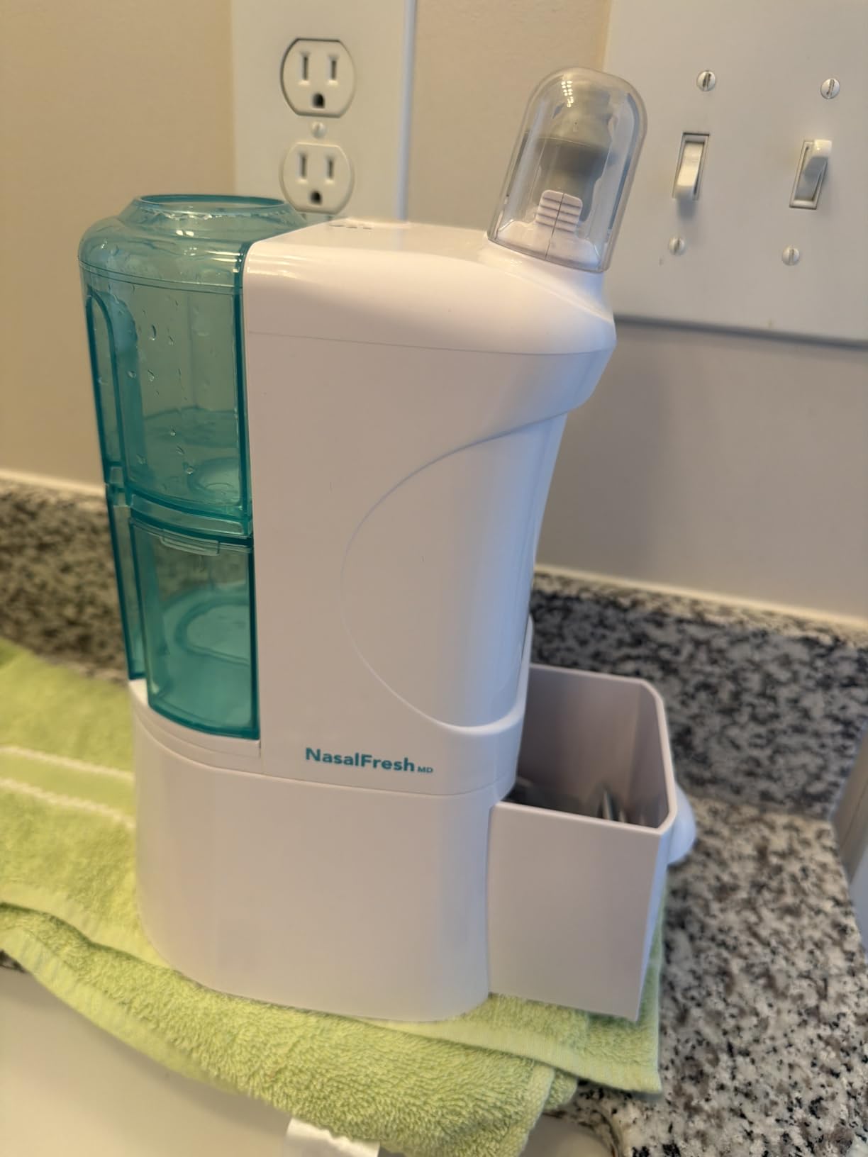 NASALFRESH MD Dual Powered Nasal Irrigation System, Sinus Rinse and Wash customer photo 2