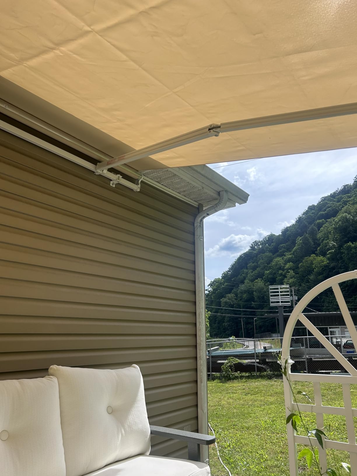 Yardenaler 12x10 FT Manual Retractable Patio Awning, Outdoor Window Sun Shade Shelter with Crank Handle & Canopy for Deck, Garden, Backyard, Balcony, Beige customer photo 2