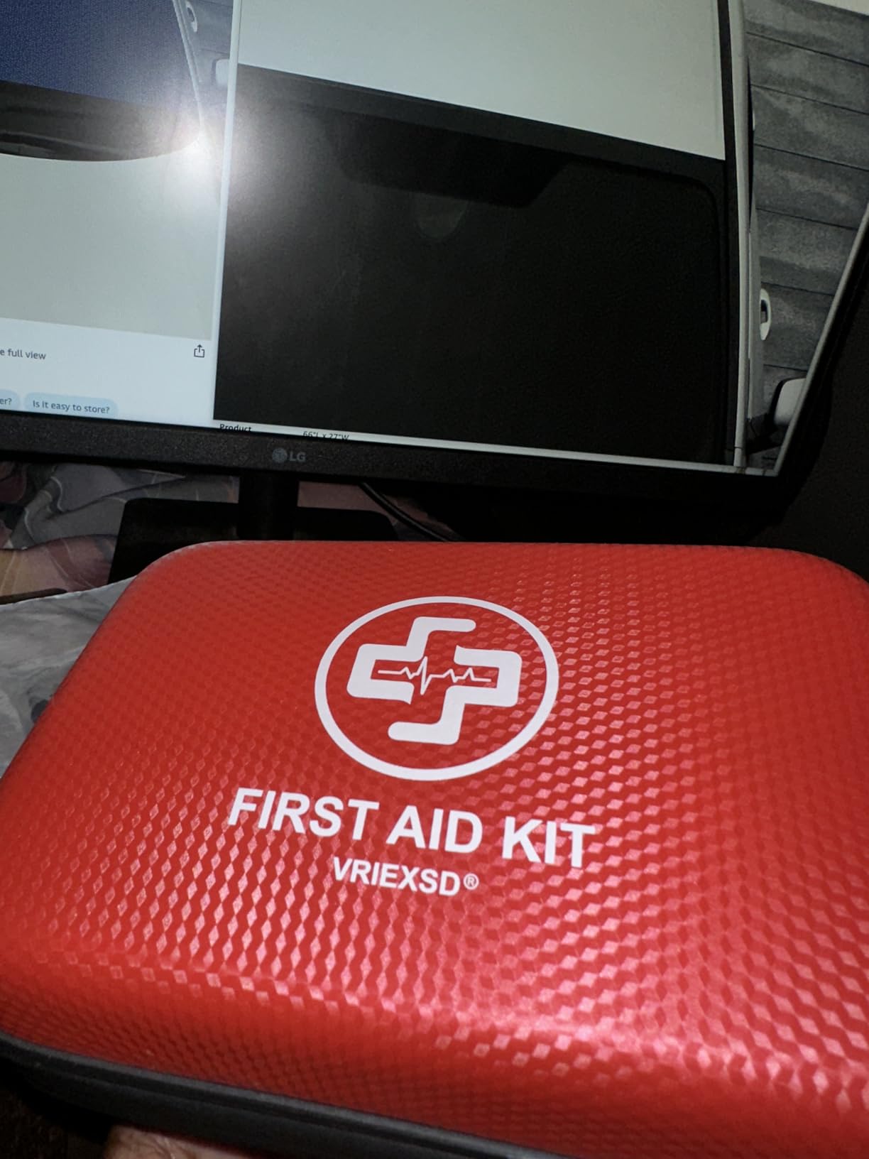 VRIEXSD Premium 320-Piece First Aid Kit, Waterproof EVA Hard Shell Case,Red customer photo 2