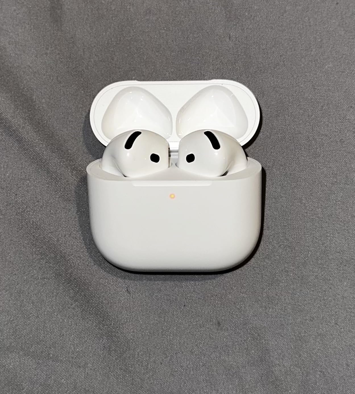 Apple AirPods 4 Wireless Earbuds customer photo 2