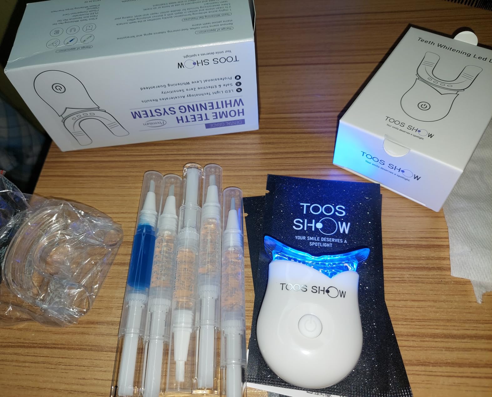 Teeth Whitening Kit for Sensitive Teeth,with 4 x 35% CP Pen & 1 Remineralization Pen,LED Accelerator Light Non,Tooth Whitener Professional Oral Care Gently Yet Effectively Removes Stains customer photo 2