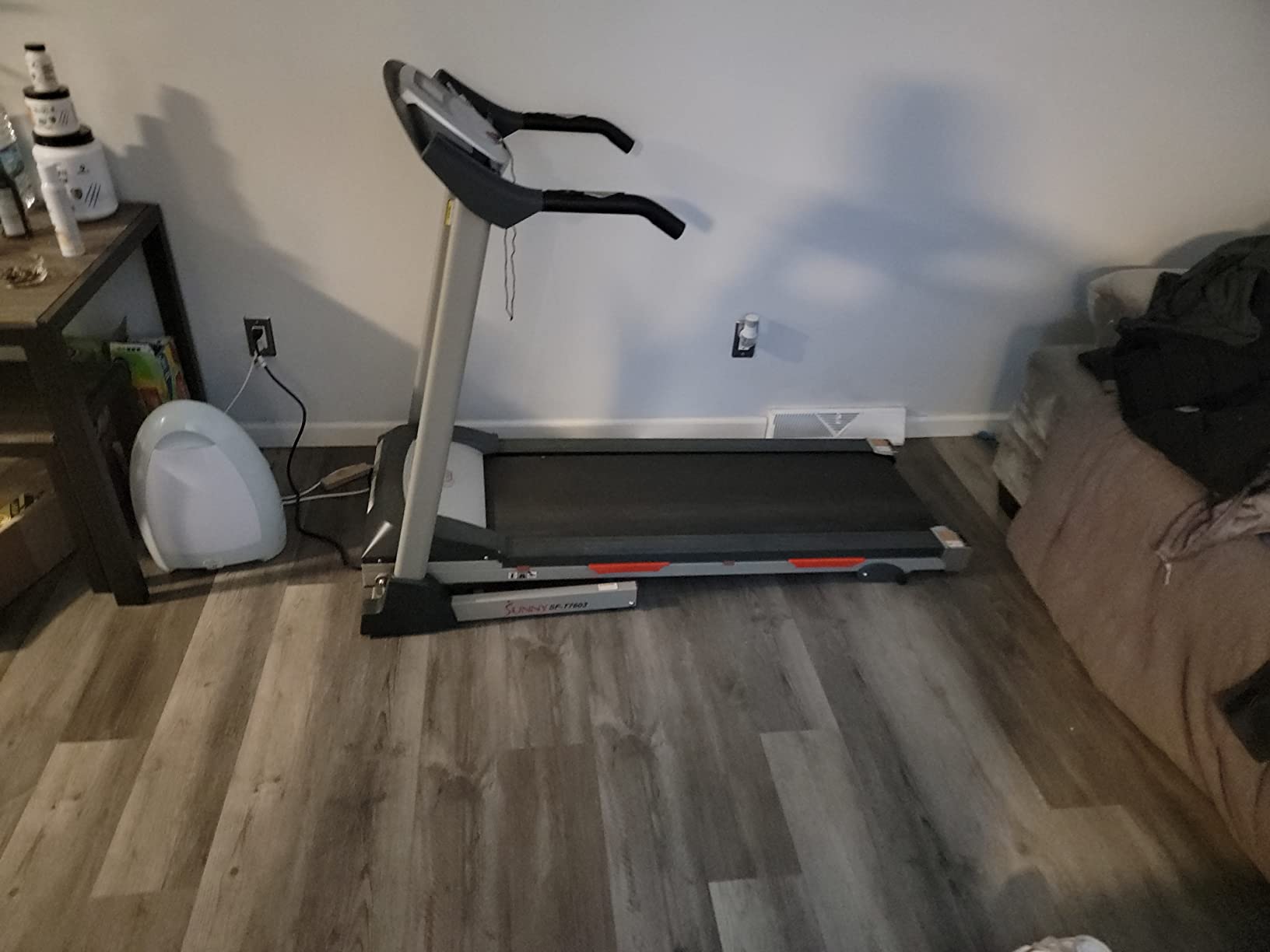 Sunny Health & Fitness Smart Wi-Fi Treadmill with Auto Incline customer photo 1