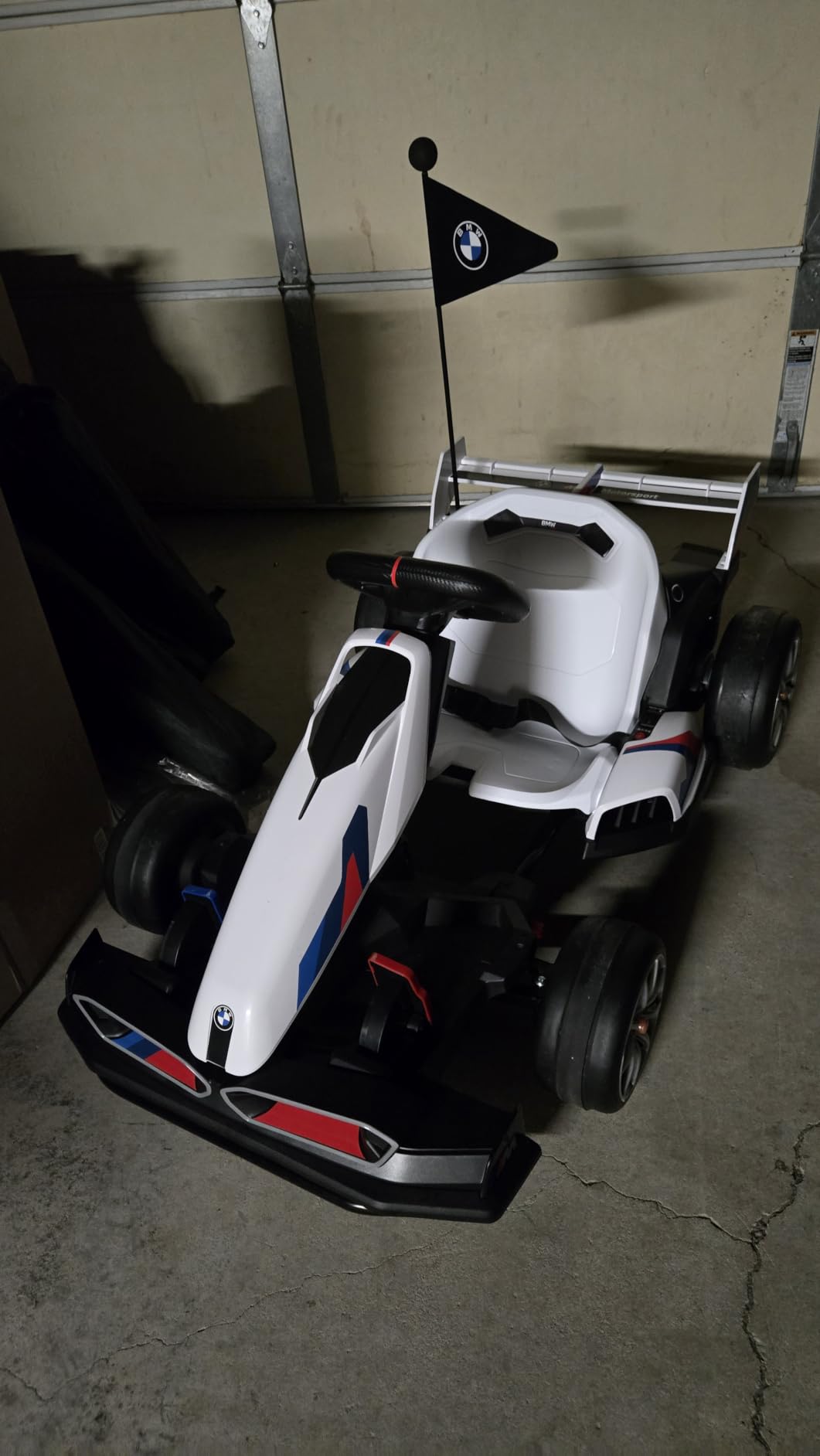 Wanan 24V Electric Go Kart with Adjustable Seat, Licensed BMW Drift Kart with Dual Motors, Crazy Go Cart for Kids Ages 6-12, LED Lights, Drift Mode and 2 Speed (Red) customer photo 1