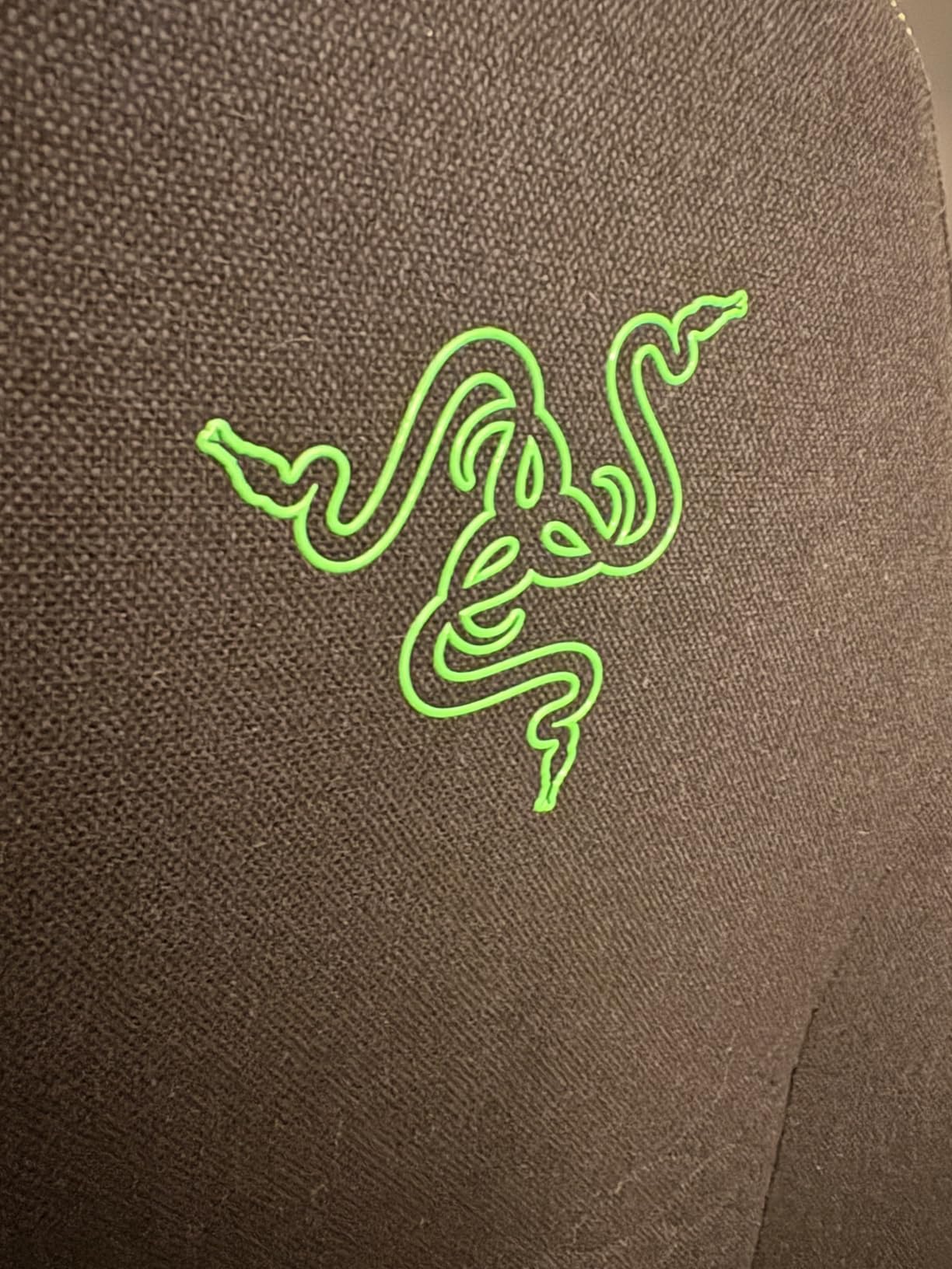 Razer Iskur V2 X Ergonomic Gaming Chair, Black customer photo 1