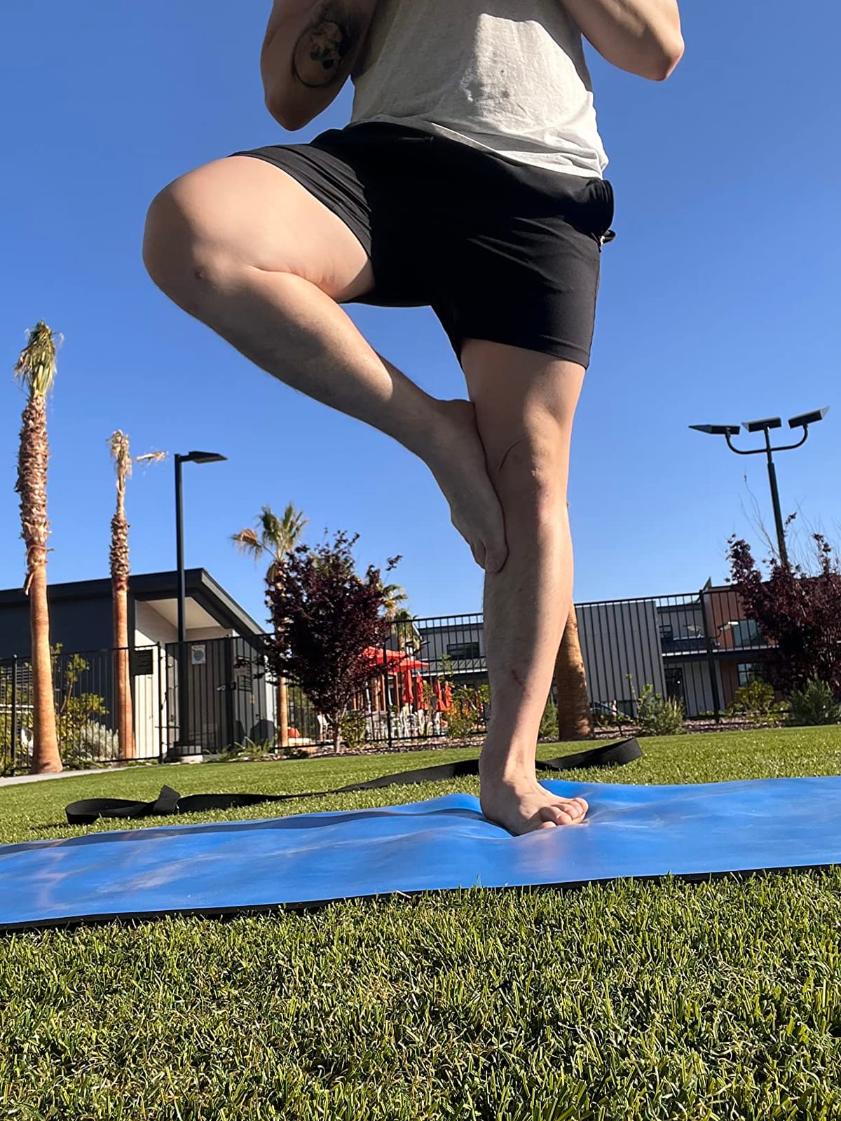 Tatago Hot Yoga Mat Non Slip-Professional Grade Natural Rubber Yoga Mat, Pliates Mat, Stretching Mat or exercise mats for home workout. Nonslip for Hot and Sweaty Classes. Includes Yoga Strap for Carrying and Stretching too. customer photo 1