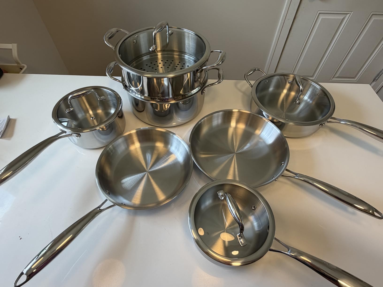 EWFEN 3 Ply Stainless Steel 11-Piece Cookware Set with Lids, Pots and Pans Kitchen Set, Non-Toxic, Induction, Oven, Dishwasher Safe, Professional Chef Quality customer photo 1