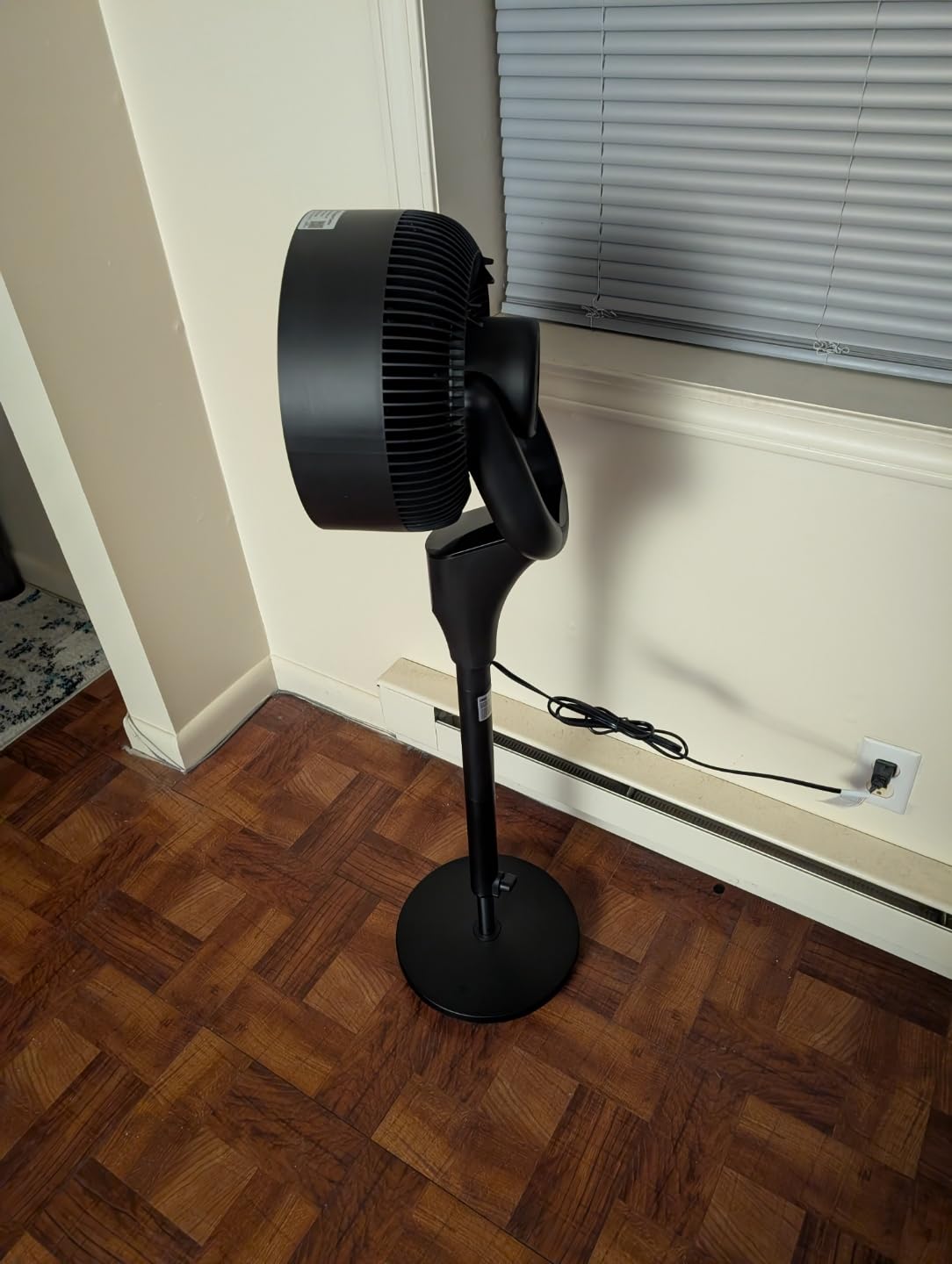 DREO Fan for Bedroom, 2026 Upgraded, 90ft Airflow, Quiet Fan, 90° Oscillating Standing Fan for Whole Room, DC Motor, 8+H Speeds, 3 Modes, 38-42'' Adjustable Height, 8H Timer, 105° Manual Vertical customer photo 2