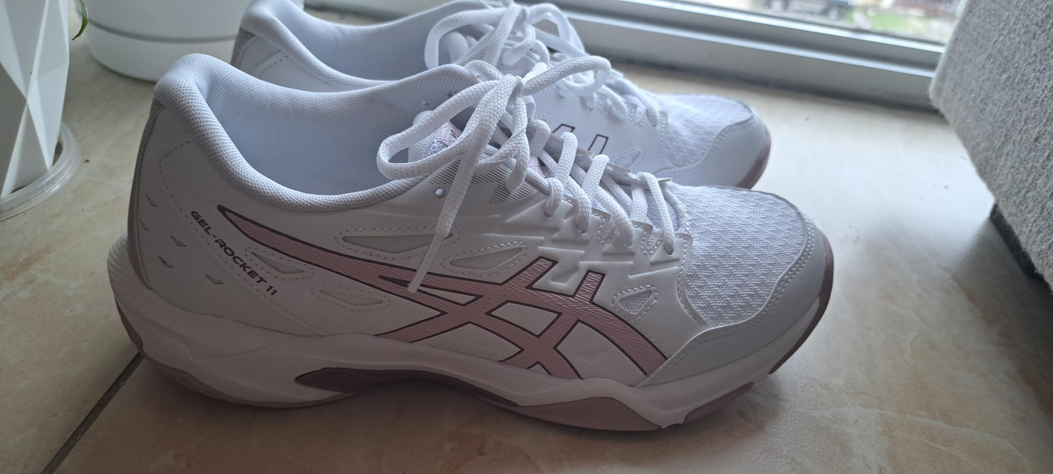 ASICS Women's Gel-Rocket 11 Volleyball Shoes customer photo 1