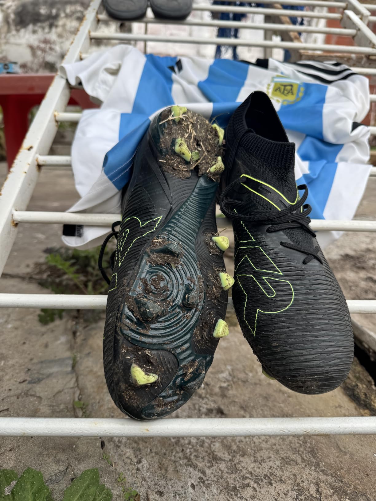 Puma Mens Future 8 Match Firm, Artificial Ground Soccer Cleats customer photo 1