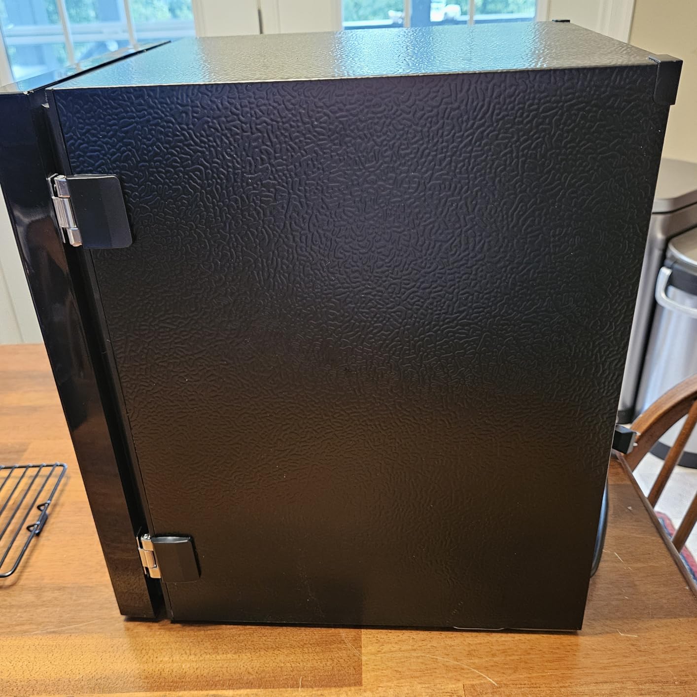 Antarctic Star 0.9Cu. Ft. Counter-top Wine Cellar Mini Fridge customer photo 2