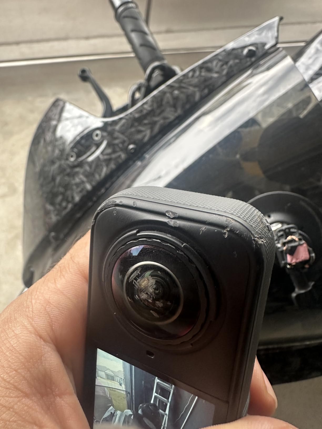 Insta360 X5 - Waterproof 8K 360° Action Camera, Leading Low Light, Invisible Selfie Stick Effect, Rugged and Replaceable Lens, 3-Hour Battery, Built-in Wind Guard, Stabilization, Triple AI Chip Design customer photo 2