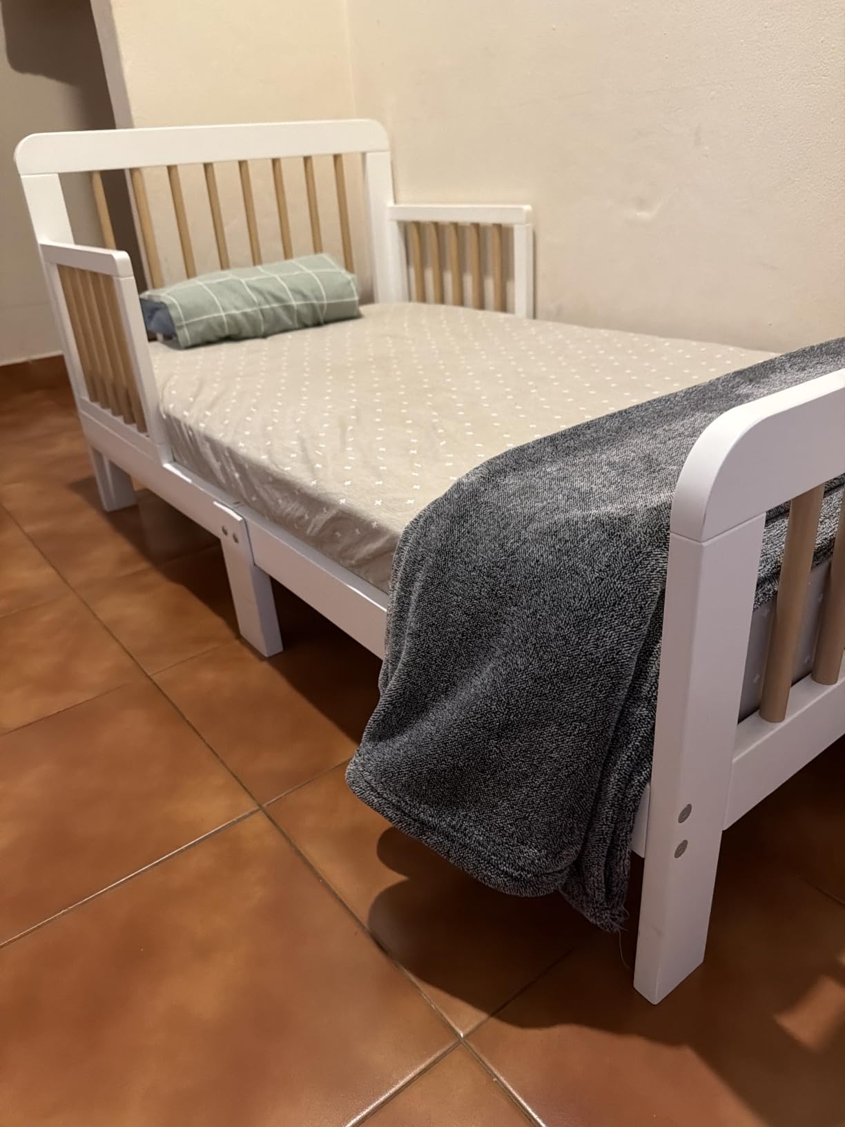 Storkcraft Pasadena Toddler Bed, Olive & Driftwood customer photo 1