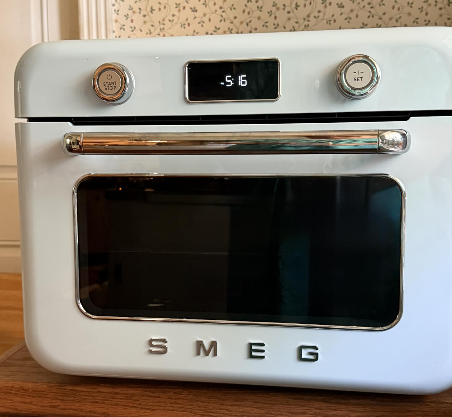 SMEG COF01Countertop Combi Oven - Multi-Function Grill, Air Fry, Steam, Bake, Convection, Defrost, and Warm, 10 Cooking Functions - Made In Italy (Black) customer photo 1