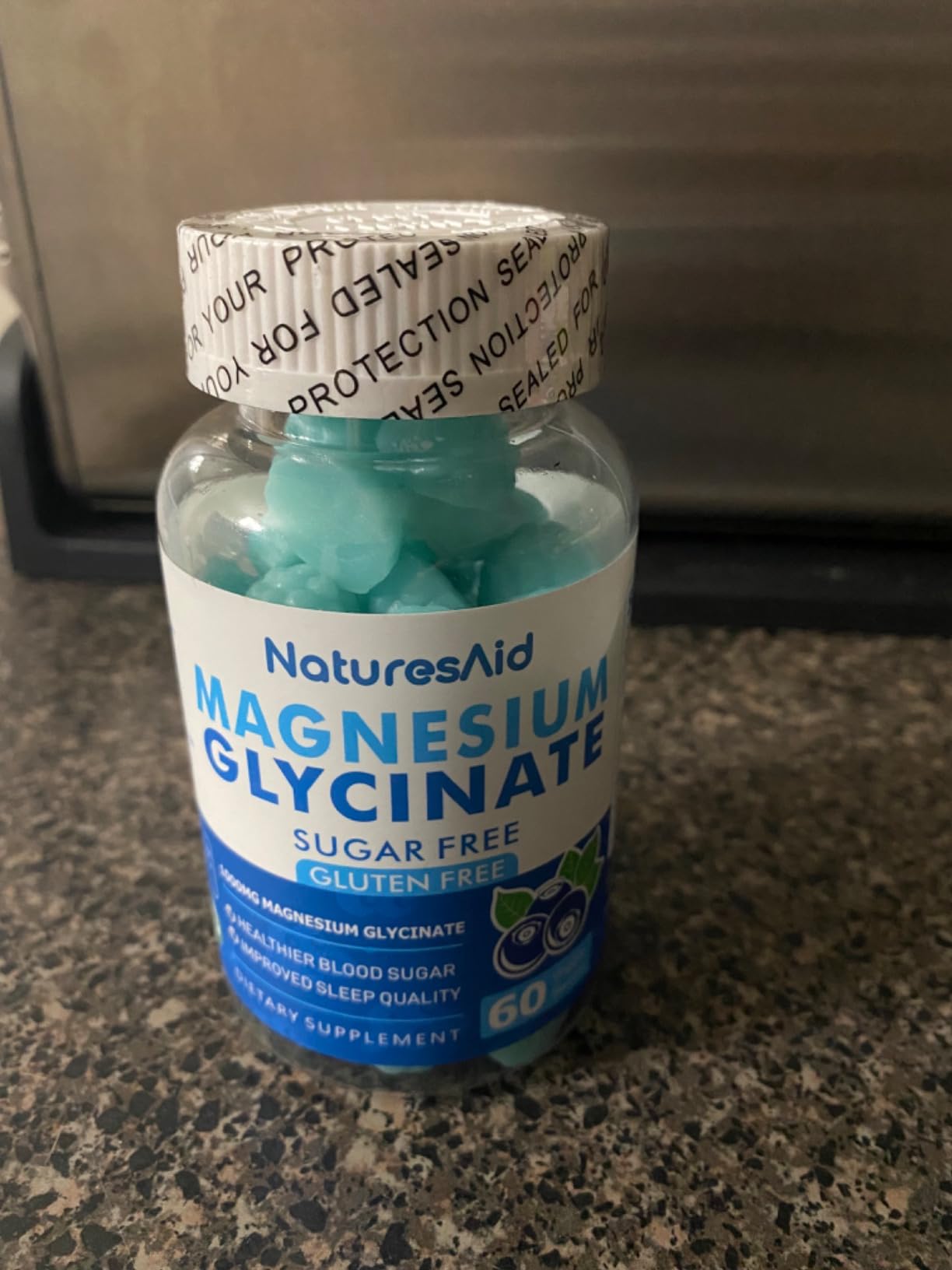 Natures Aid NSF Certified Creatine Gummy 5g - Creatine Monohydrate Gummies – Pre-Workout Energy & Muscle Growth Support for Men & Women | Blueberry Electrolyte Gummies (135 Count) customer photo 1