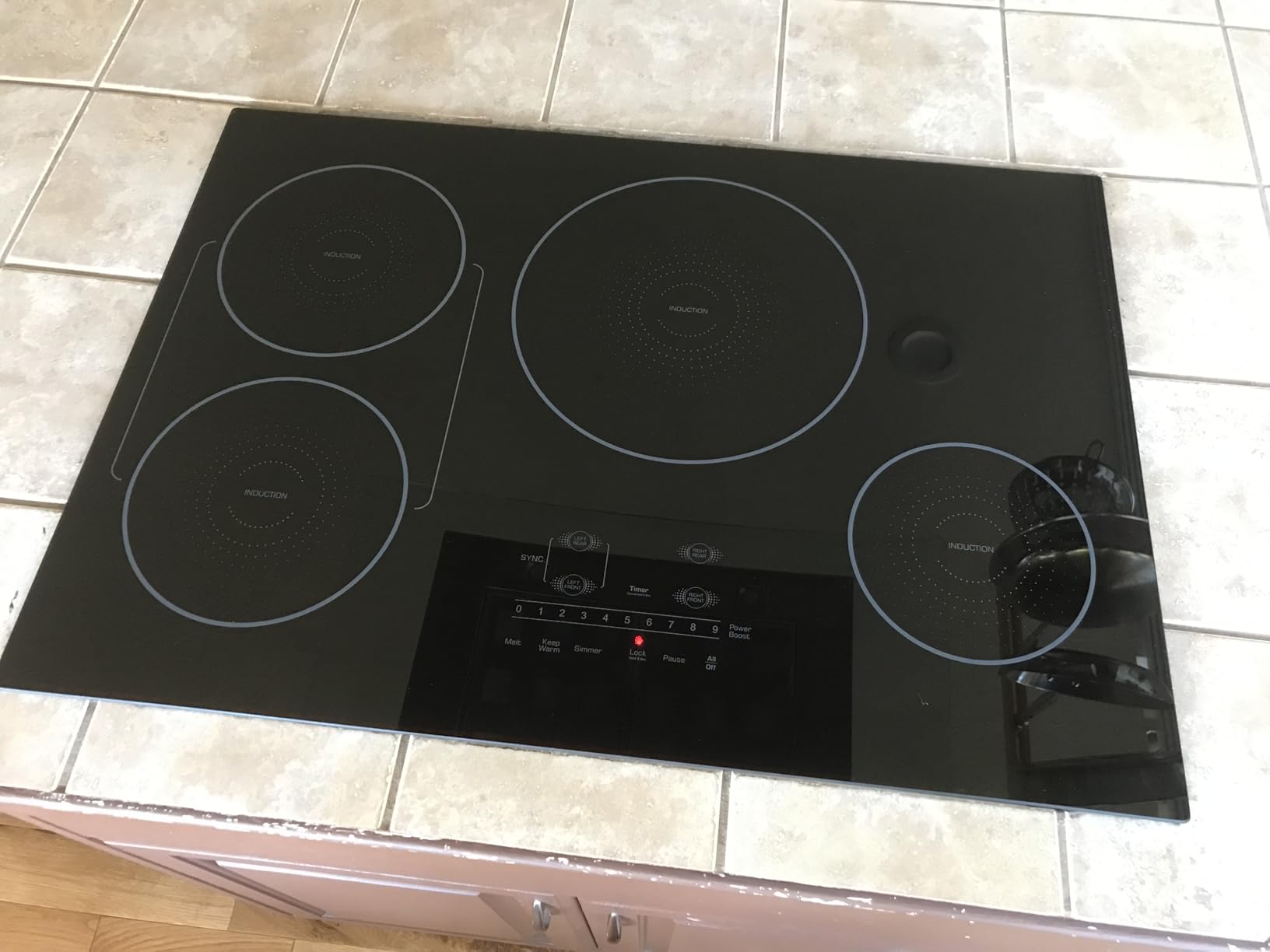 36 Inch Induction Cooktop 5 Burners, Drop-in, Hardwired, Black customer photo 2