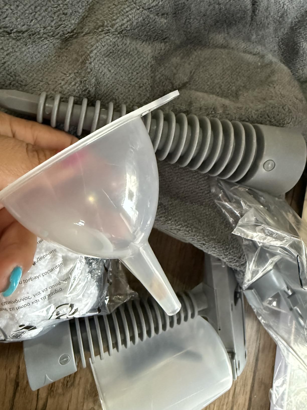 Suu66 Handheld Steam Cleaner, 500mL Tank, Deep Cleaning & 19PCS Accessories customer photo 1