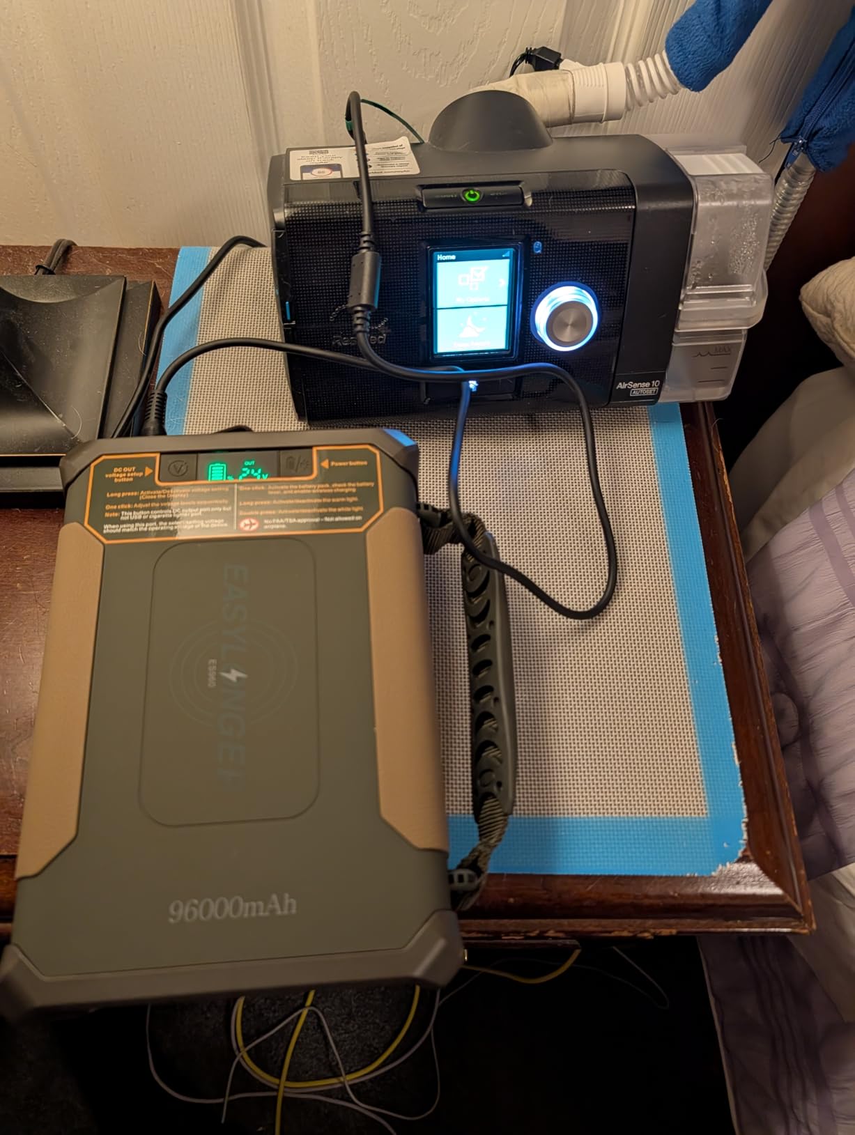 EASYLONGER CPAP Battery Backup ES960 PRO, 297.6Wh LiFePO4 Battery Pack customer photo 1