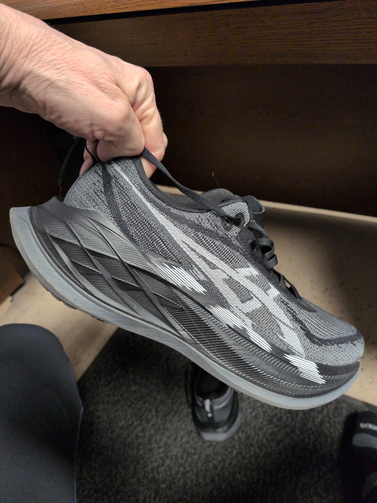 ASICS Unisex SUPERBLAST 2 Running Shoes customer photo 2