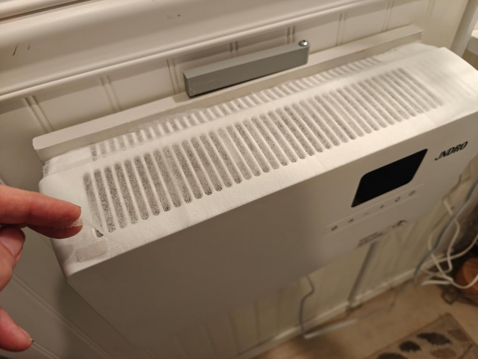 JNDRO Wall-Mounted Space Heater with Thermostat and Remote Control customer photo 2