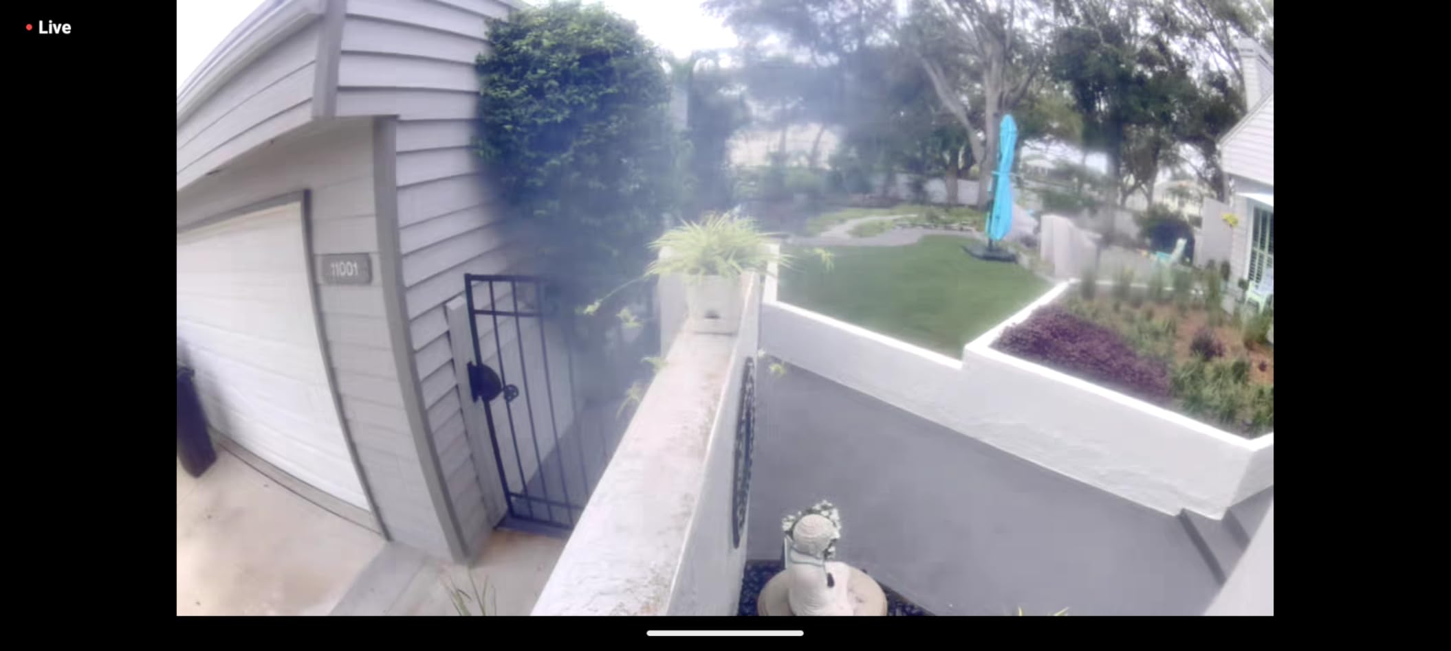 Arlo Pro Wireless Security Camera 2K HDR (6th Gen) - 1-Cam customer photo 2