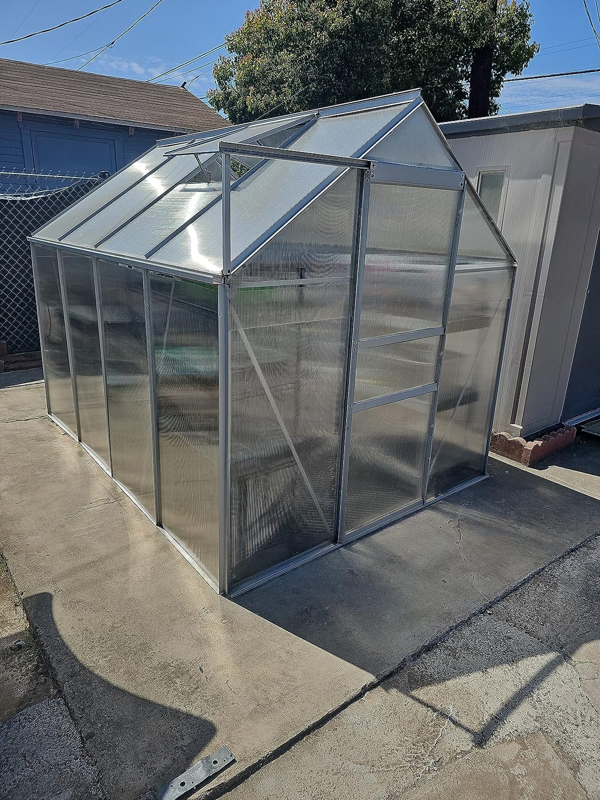 VEIKOU 6' x 8' Polycarbonate Greenhouse, Upgraded Green House for Outdoor with Sturdy Aluminum Frame Greenhouse with Vent & Lockable Door, Gray customer photo 1
