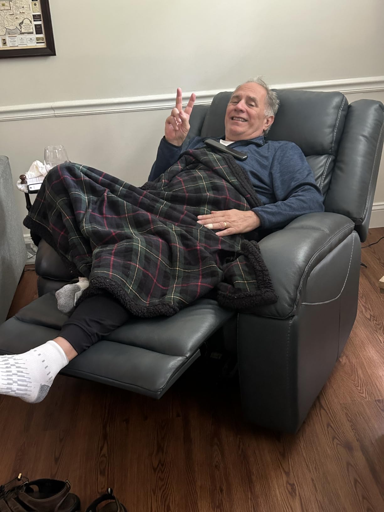 Watson & Whitely Oversized Genuine Leather Power Recliner Chair, Navy Blue customer photo 1