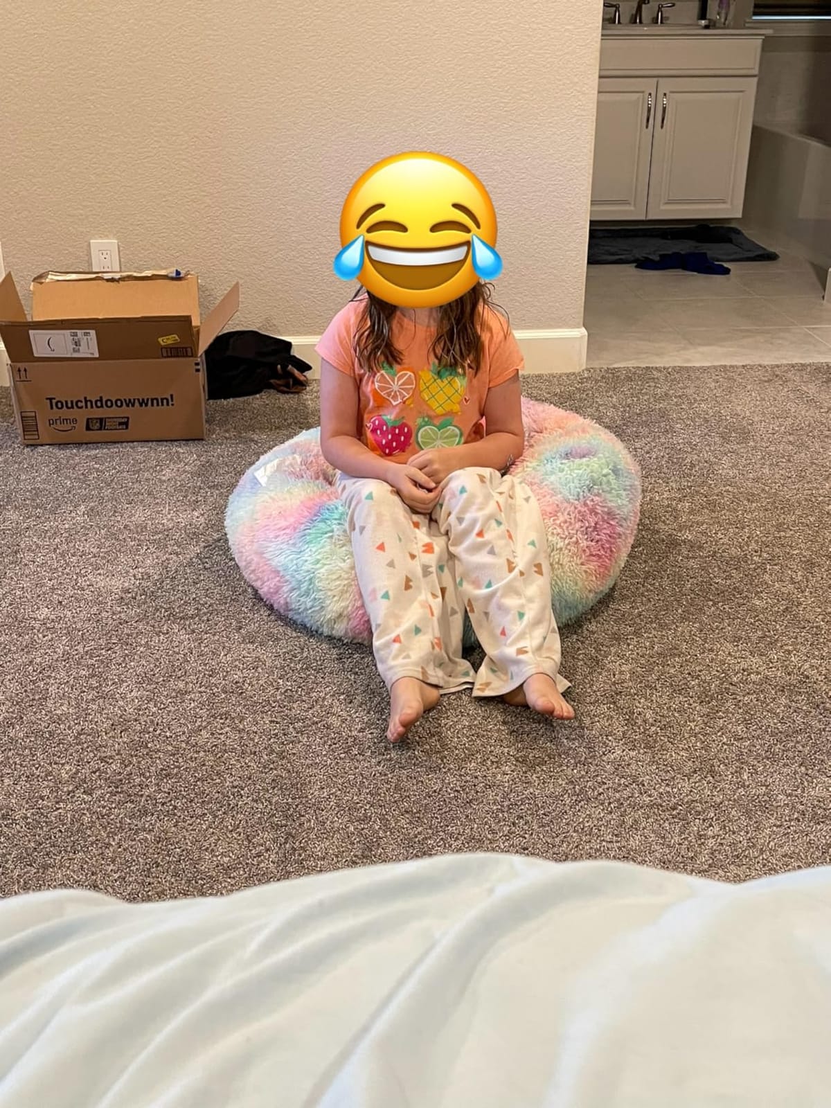 Fluffy Bean Bag Chair for Kids, 2.5FT Round Memory Foam Filled Bean Bag for Teens & Kids, Ultra Soft Faux Fur Fabric Bean Bag Chairs for Playroom, Living Room, Bedroom,Pink customer photo 1
