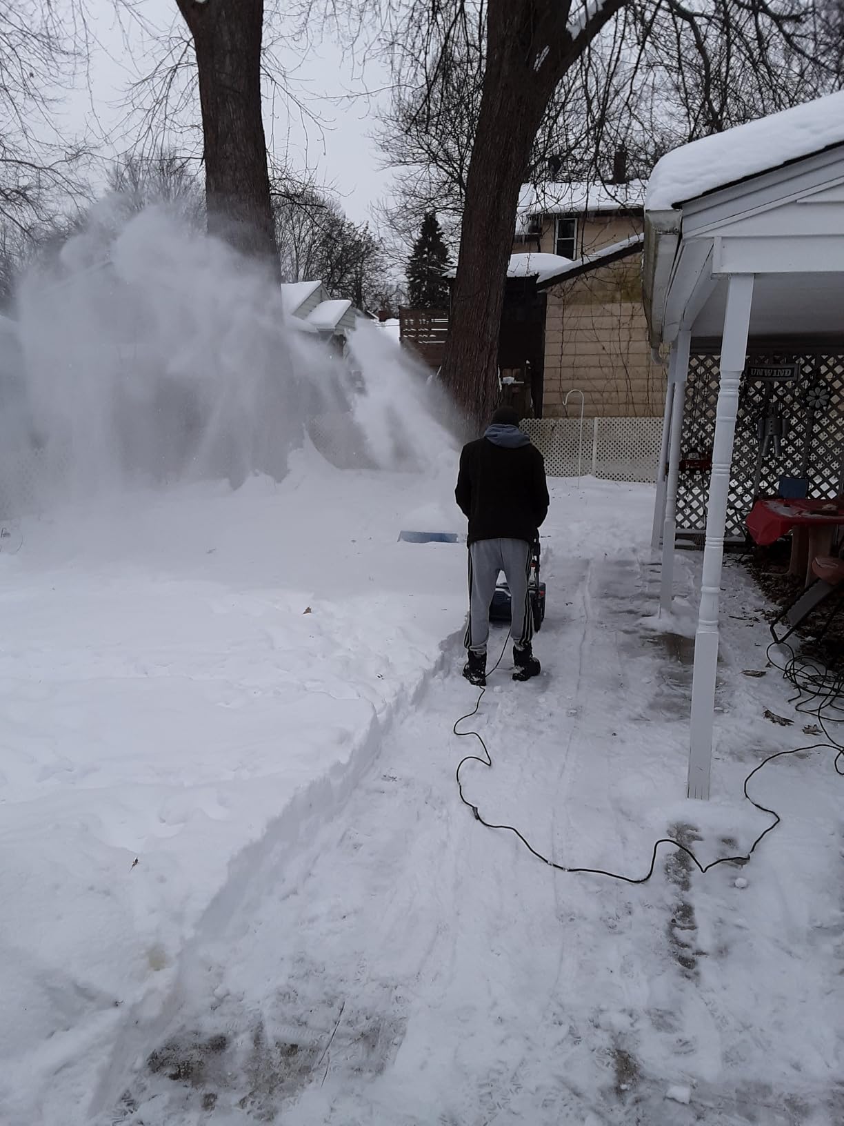 SENIX Corded Snow Blower, 21in, 15Amp, 880lbs/min, 33ft Throw customer photo 1