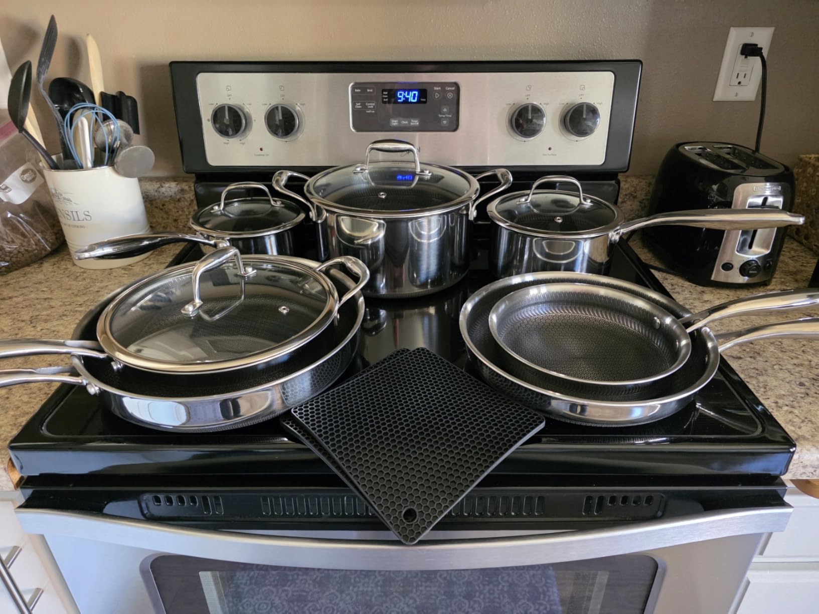 Yoehka 14-Piece Hybrid Stainless Steel Cookware Set with 3 Silicone Trivets customer photo 1