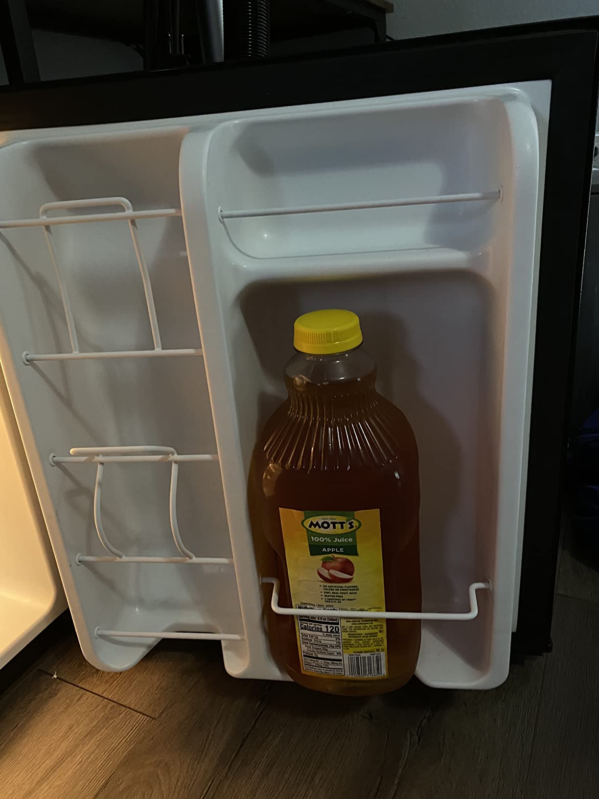 Midea 3.1 Cu.ft Mini Fridge with Freezer, Energy Star Certified, for Dorm customer photo 2