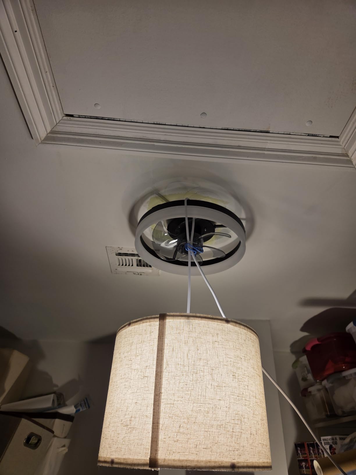 VOLISUN Low Profile Ceiling Fans with Lights and Remote, 20in Fandelier Ceiling Fan Flush Mount, 3000K-6500K Smart Bladeless LED Fan Light, White Modern Ceiling Fans with Lights for Bedroom customer photo 2