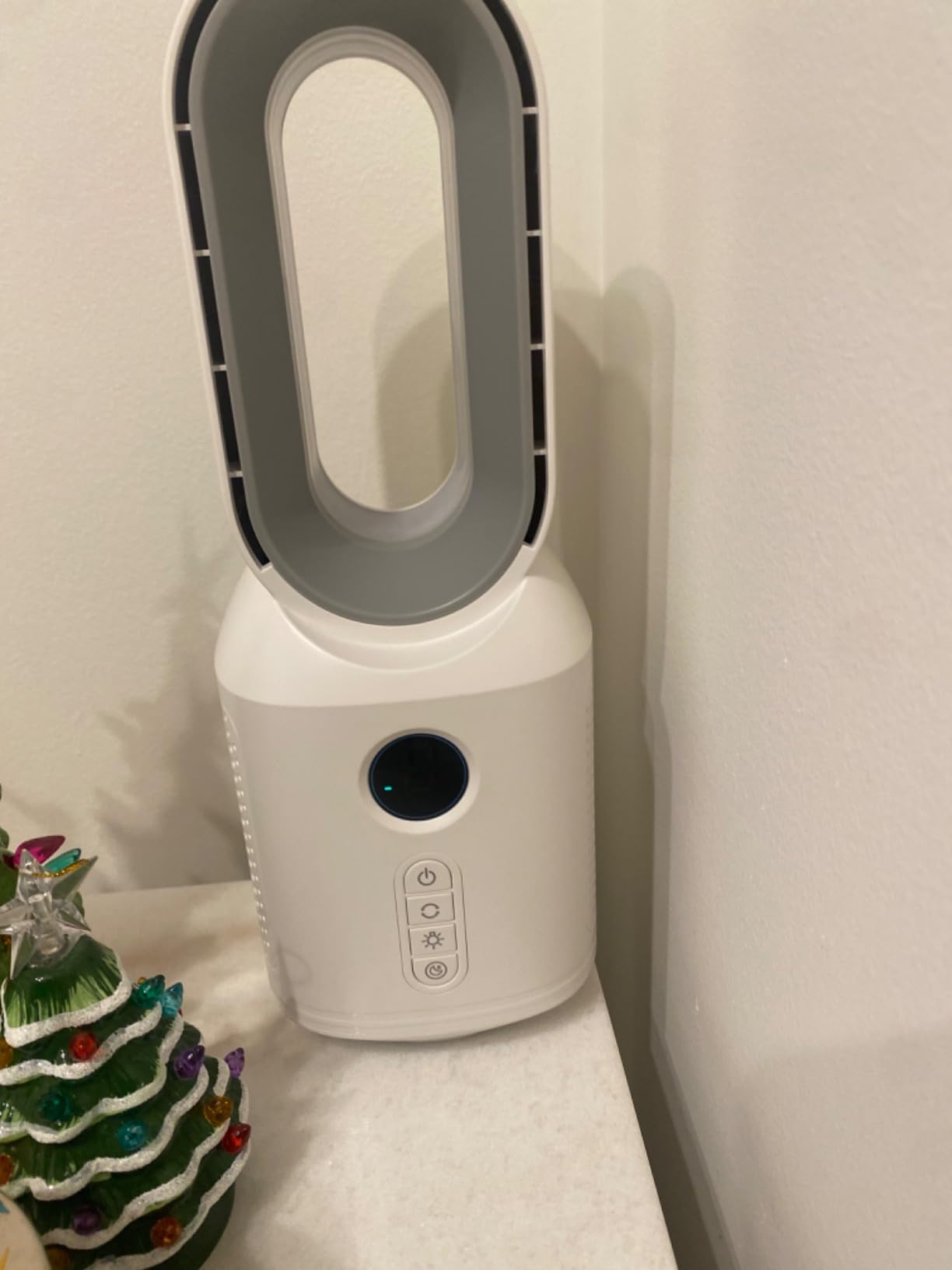 let'me Bladeless Desk Fan Small Quiet, 5-Speed Bedside Table Fan with 3-Level Brightness Night Light, 72° Oscillation, 9-Hour Timer, Wired Power with Adapter, Fan for Bedroom Office Home, 13x5 Inch customer photo 1