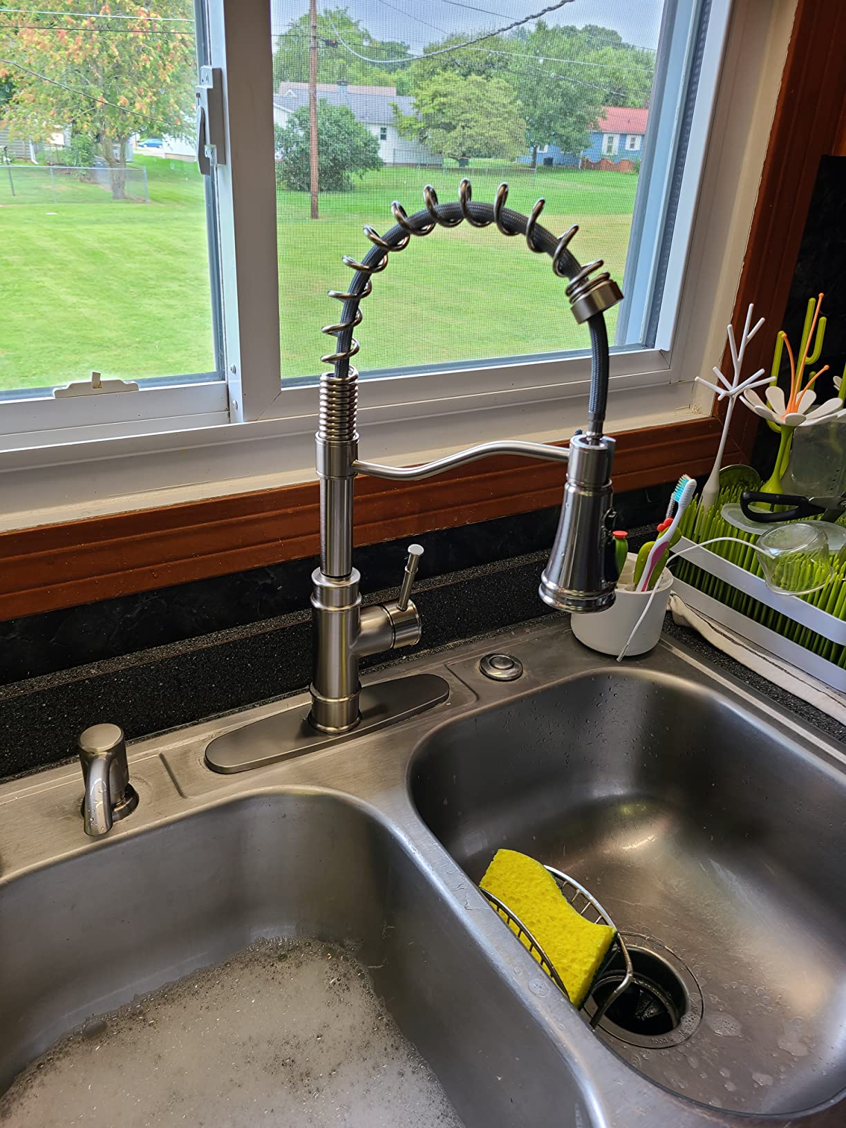 Touchless Kitchen Faucet with Pull Down Sprayer for Kitchen Sink, Single Handle Motion Sensor Faucet with LED Light and Dual-Function Spray, Hands-Free Brushed Nickel Stainless Steel customer photo 2