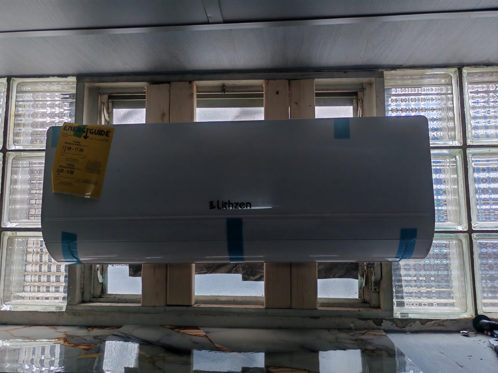 12000 BTU Mini Split AC/Heating System, 17 SEER2 115V customer photo 1