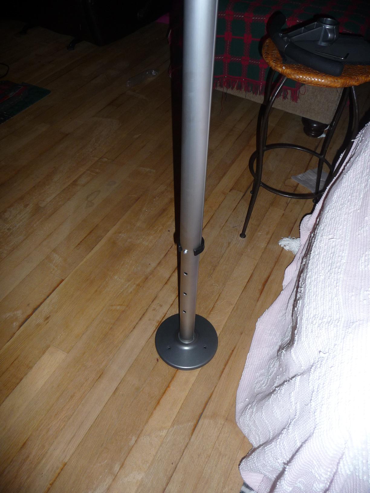 Signature Life Sure Stand Pole, Elderly Tension Mounted Floor to Ceiling Transfer-Pole, Bathroom Safety Grab Bar and Stability Rail with Adjustable Curved Hand Grips and Padded Handle, Deep Bronze customer photo 1