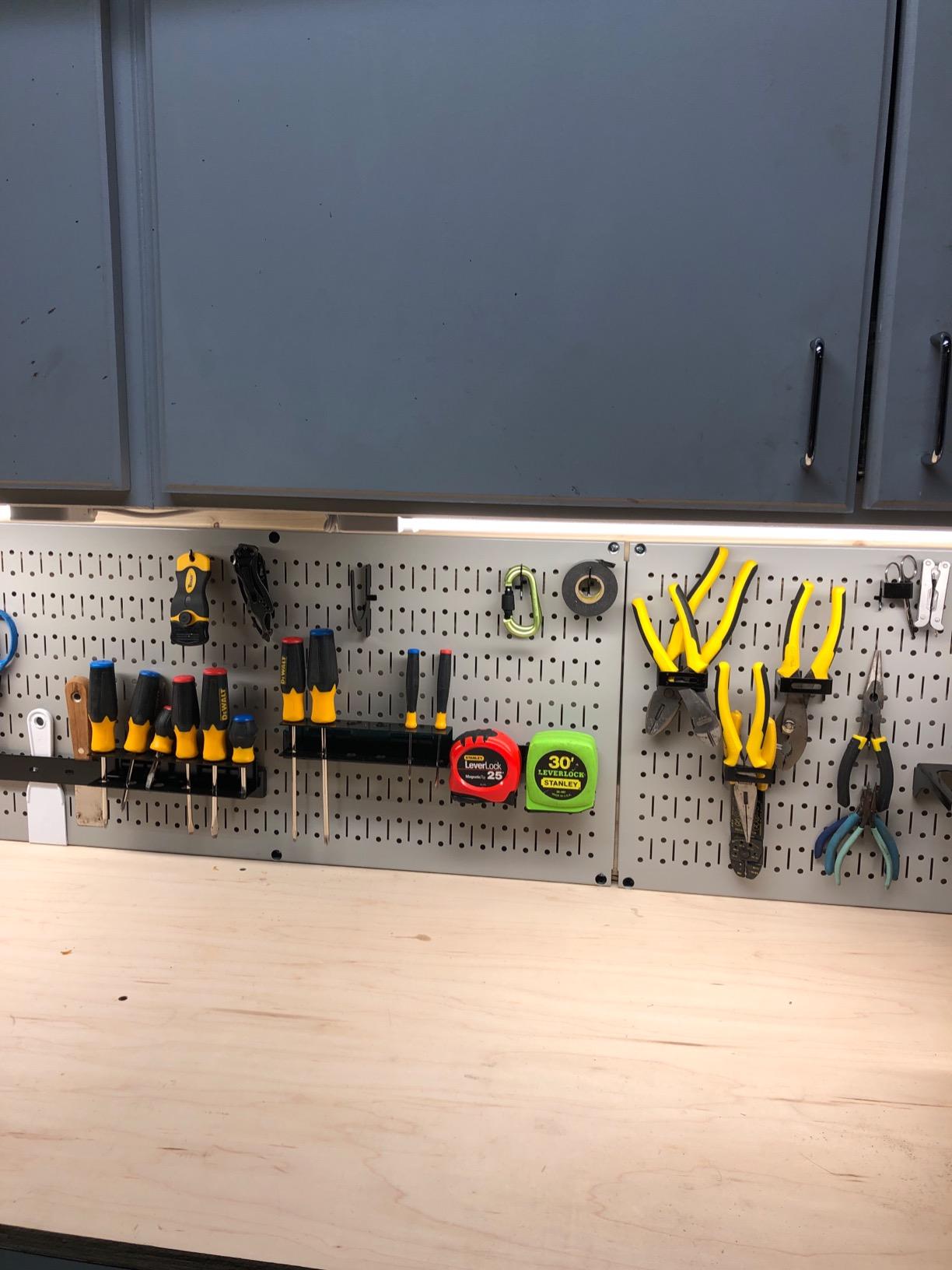 Wall Control Modular Pegboard Tool Organizer System - Wall-Mounted Metal Peg Board Tool Storage Unit for Wall Storage Tiling (White Pegboard) customer photo 2