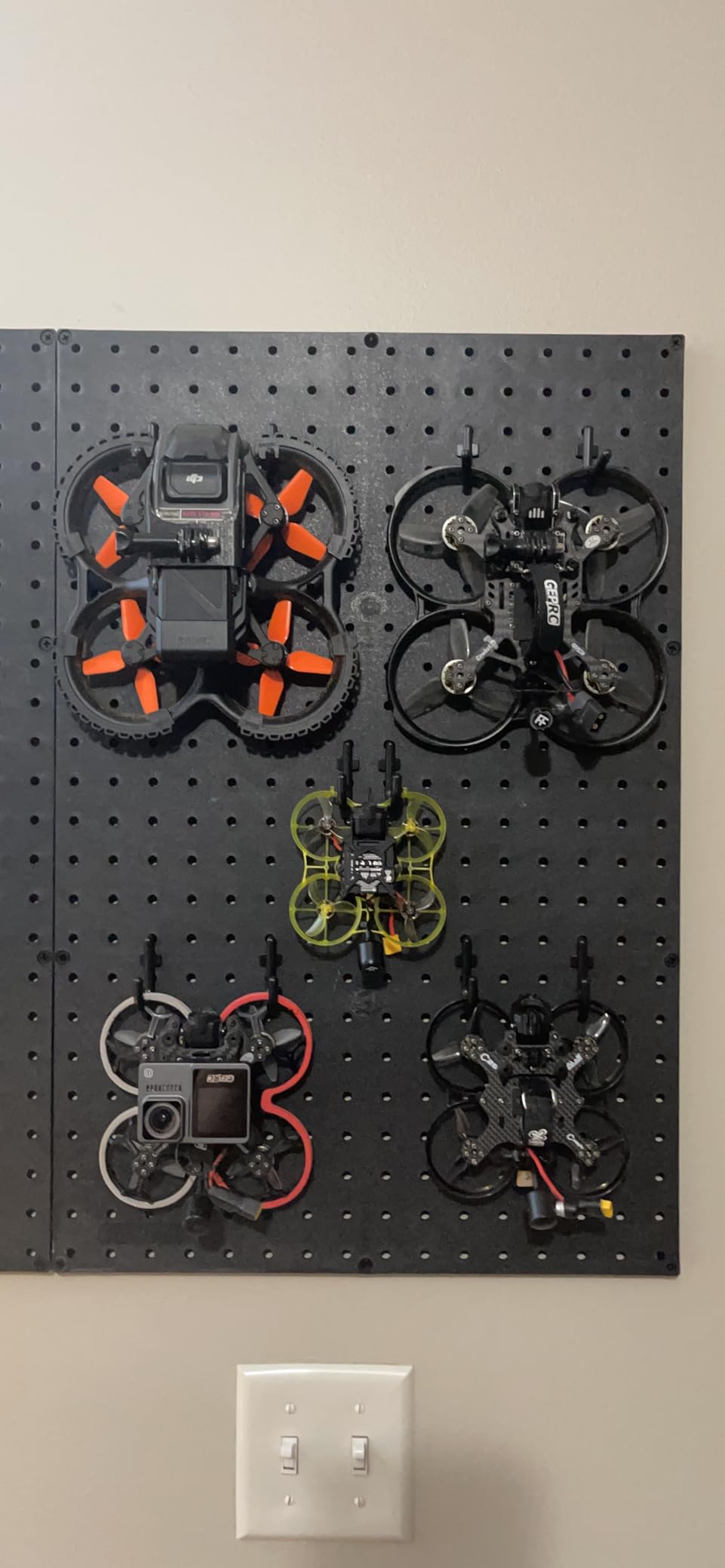 WallPeg Pegboard and Hook Kit – 24x16