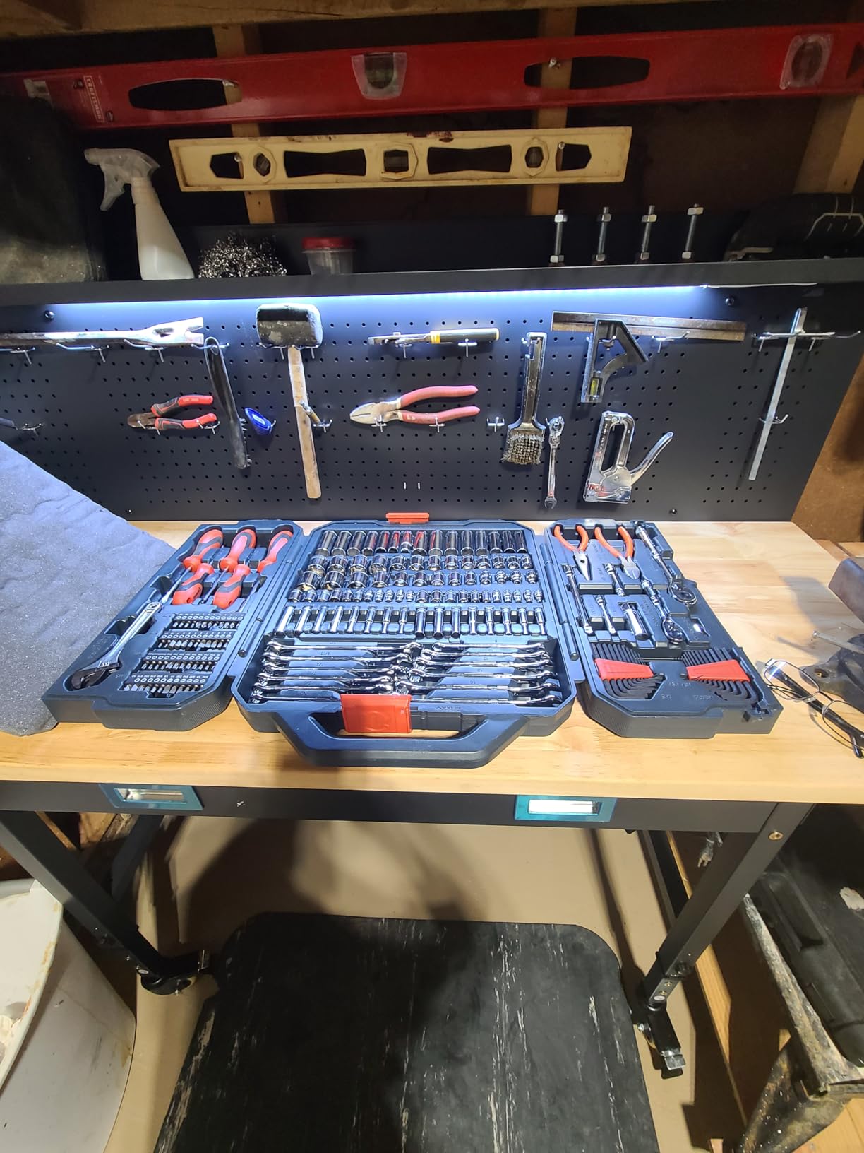 Crescent 180 Piece Professional Tool Set in Tool Storage Case - CTK180 customer photo 2