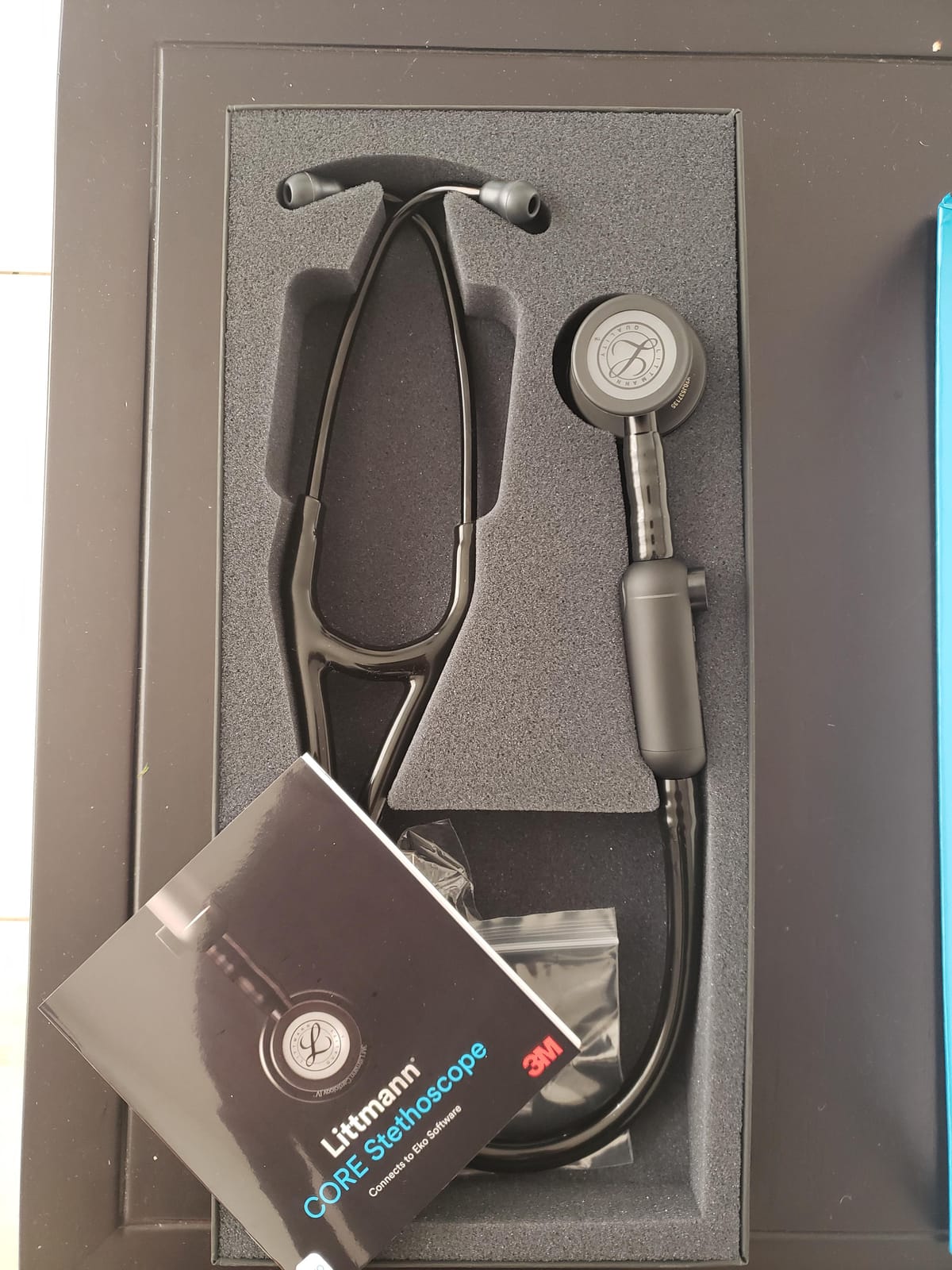 3M Littmann CORE Digital Stethoscope, Our Most Advanced Stethoscope Yet, Up To 40x Amplification, Active Noise Cancellation, In-App Sound Wave Visualization, Black-Finish Chestpiece, 8480 customer photo 2